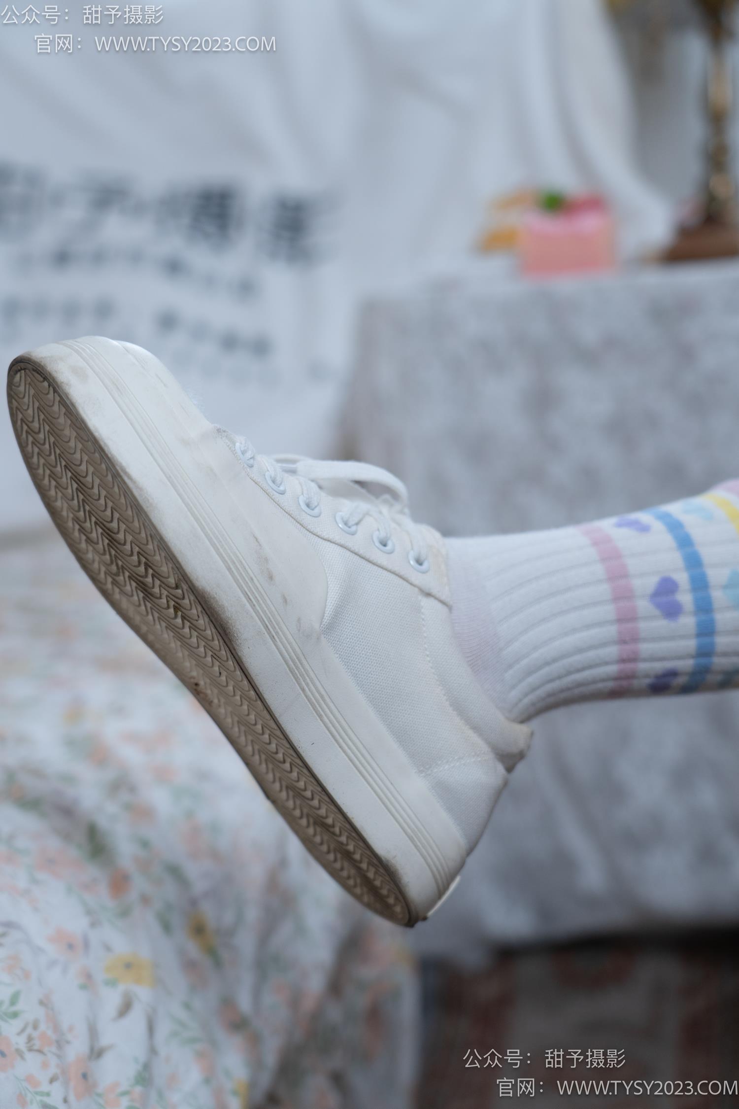 图片[13]-甜予摄影 NO.055 筱筱-板鞋、白棉袜、裸足[116P] – 速更版-美库
