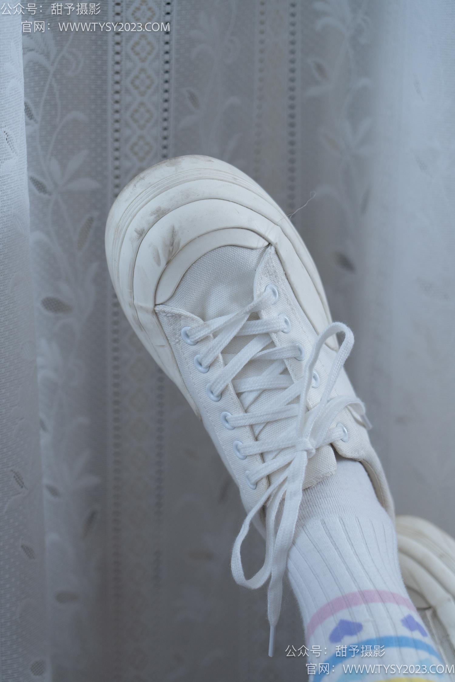 图片[17]-甜予摄影 NO.055 筱筱-板鞋、白棉袜、裸足[116P] – 速更版-美库