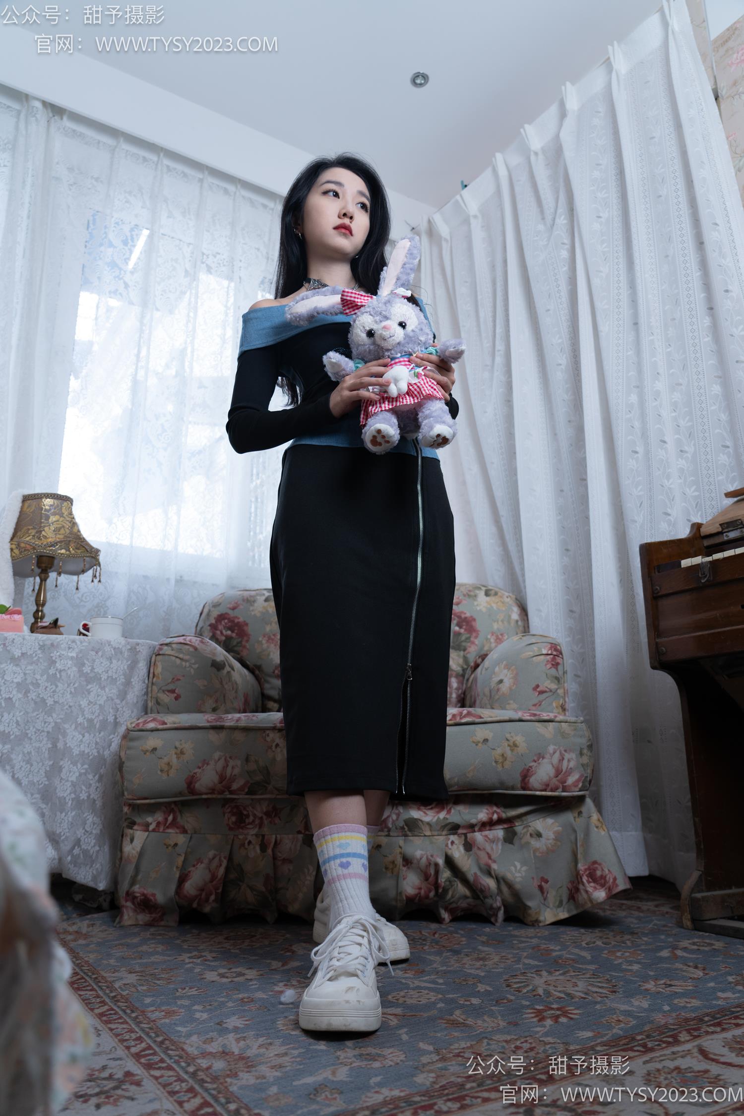 图片[22]-甜予摄影 NO.055 筱筱-板鞋、白棉袜、裸足[116P] – 速更版-美库