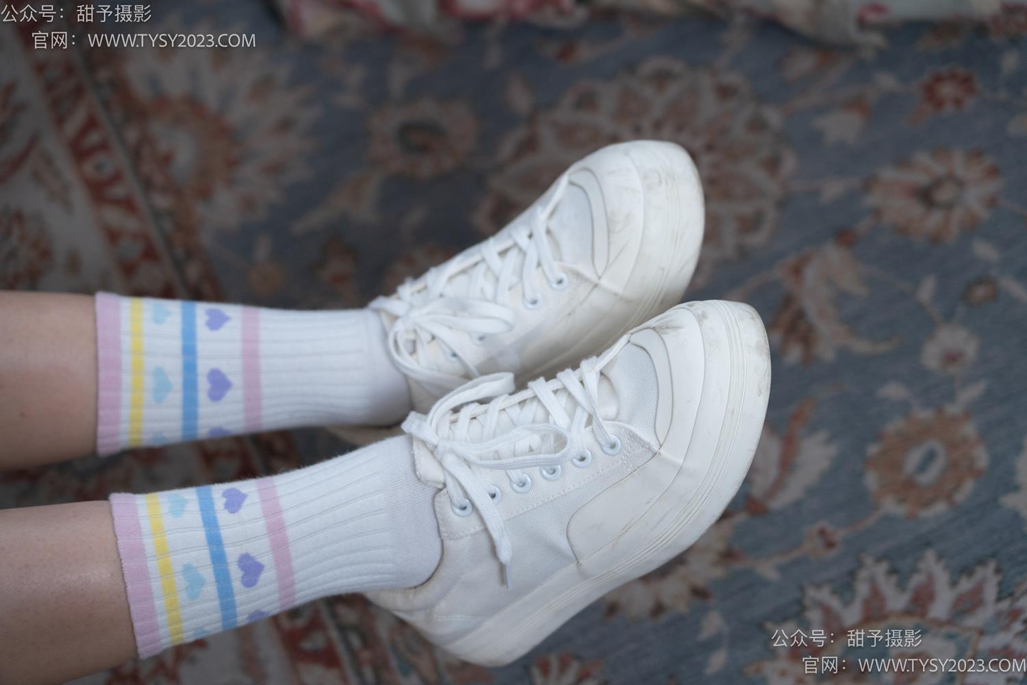 图片[30]-甜予摄影 NO.055 筱筱-板鞋、白棉袜、裸足[116P] – 速更版-美库