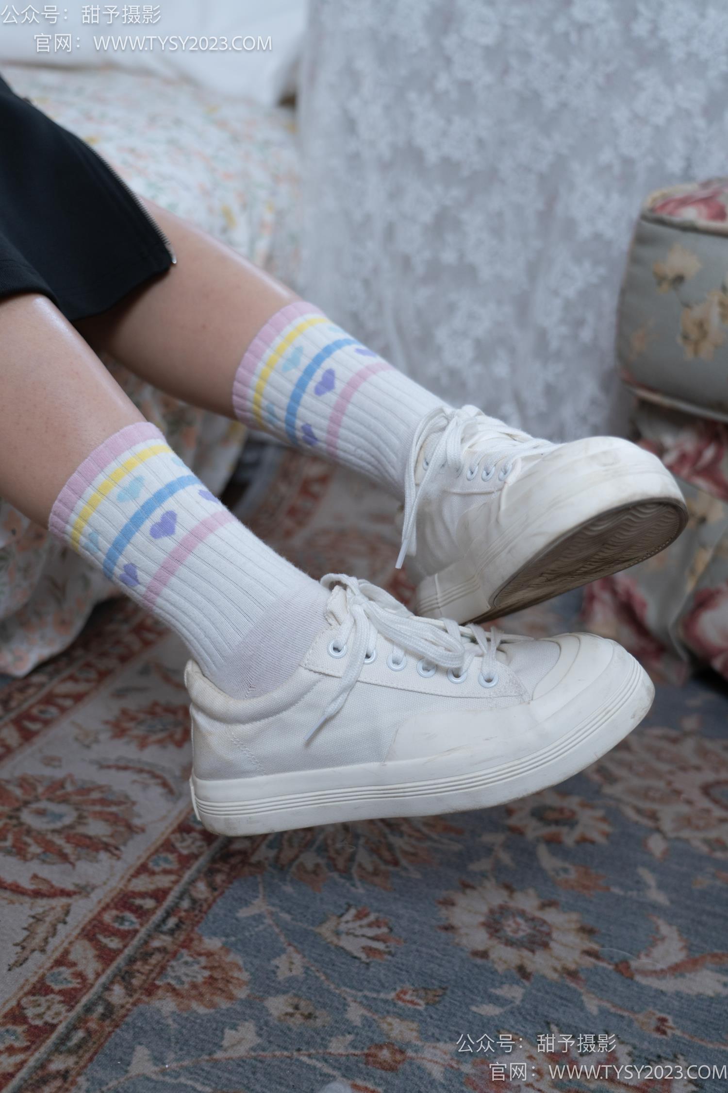 图片[34]-甜予摄影 NO.055 筱筱-板鞋、白棉袜、裸足[116P] – 速更版-美库