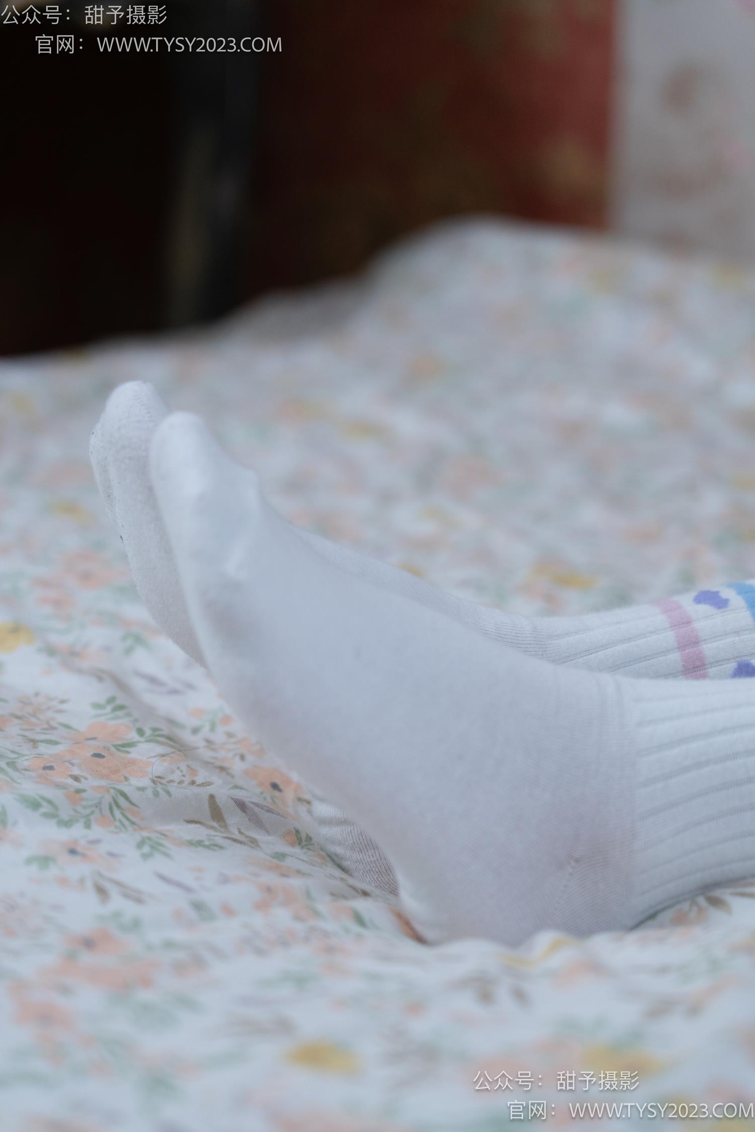 图片[59]-甜予摄影 NO.055 筱筱-板鞋、白棉袜、裸足[116P] – 速更版-美库