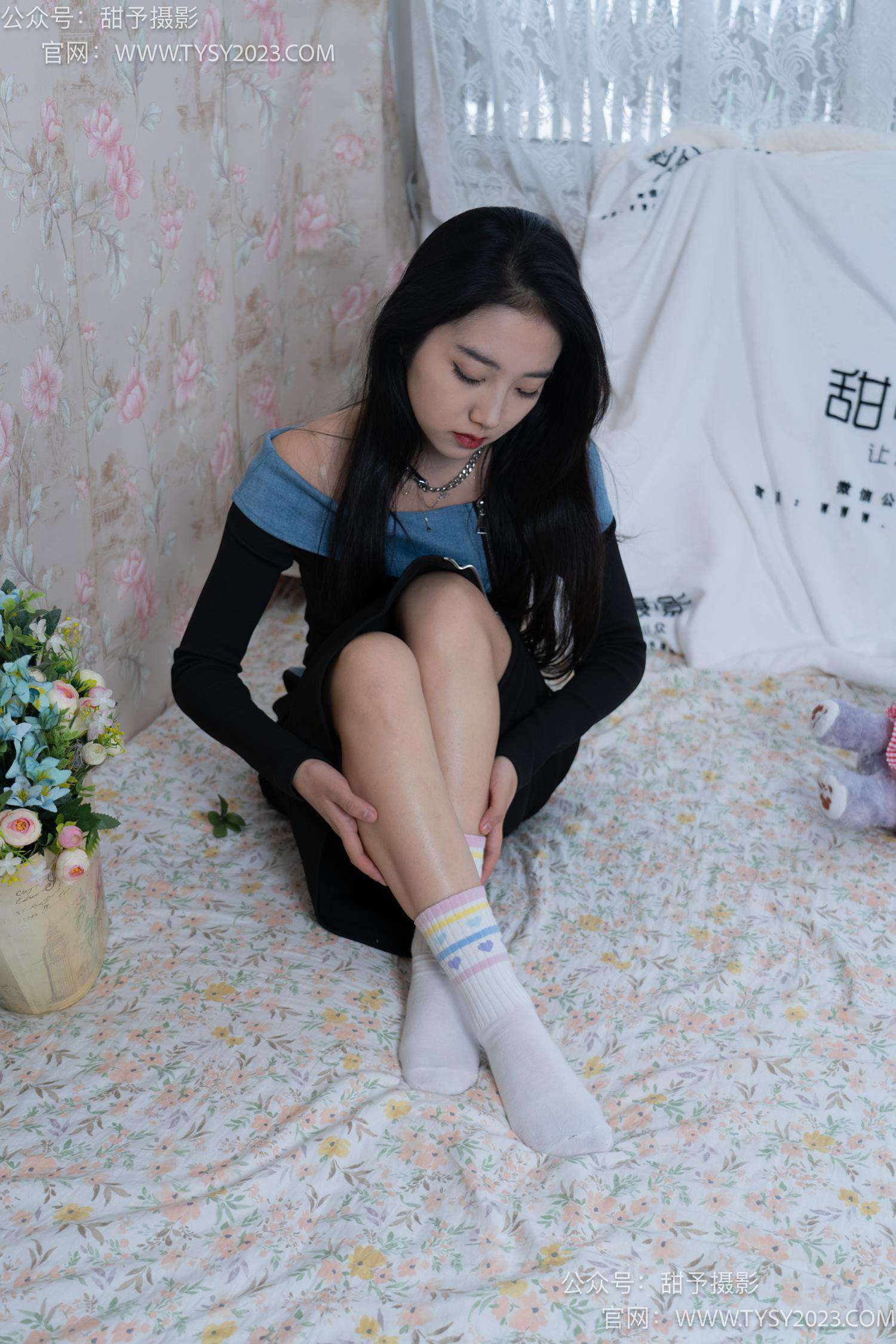 图片[80]-甜予摄影 NO.055 筱筱-板鞋、白棉袜、裸足[116P] – 速更版-美库