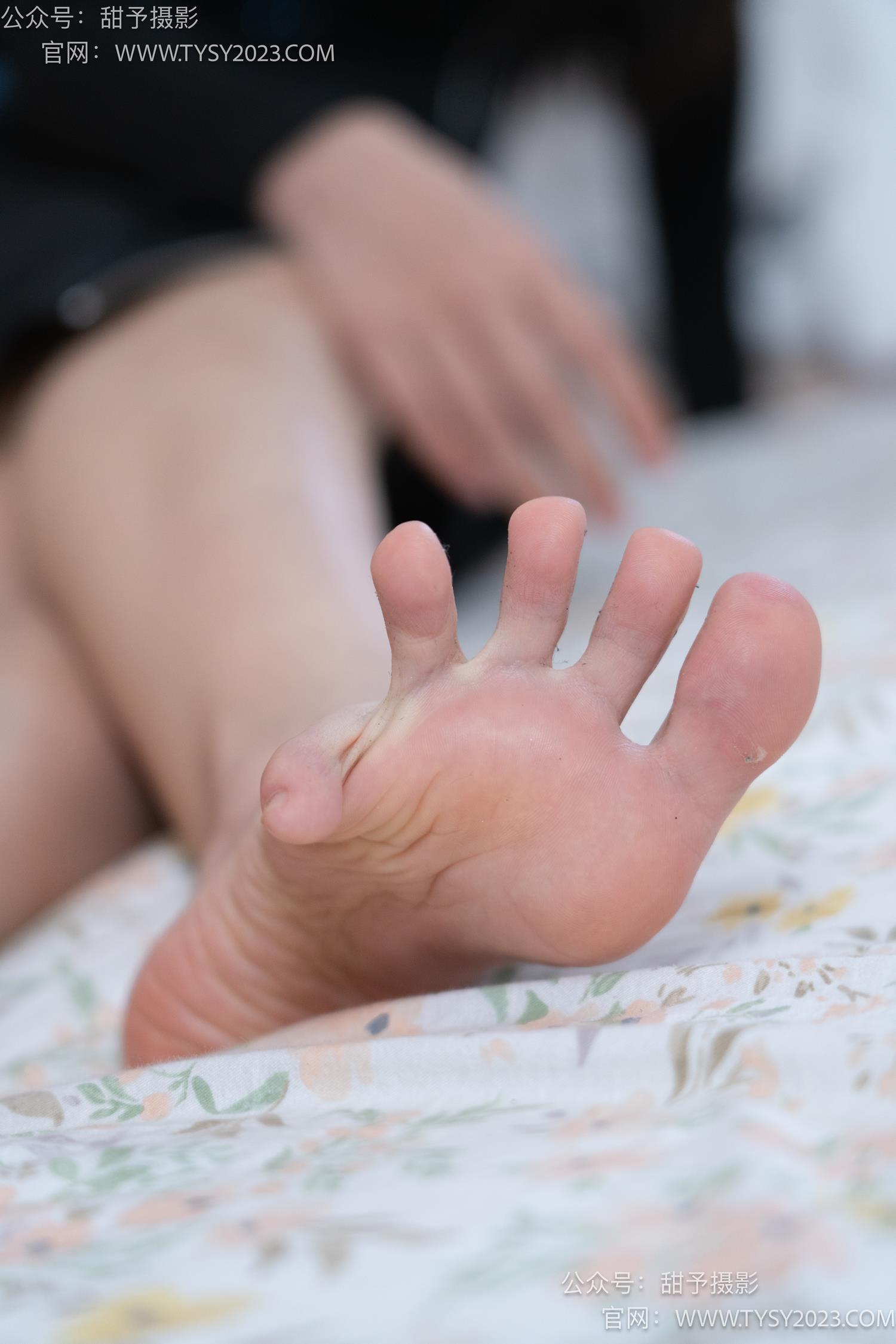 图片[107]-甜予摄影 NO.055 筱筱-板鞋、白棉袜、裸足[116P] – 速更版-美库