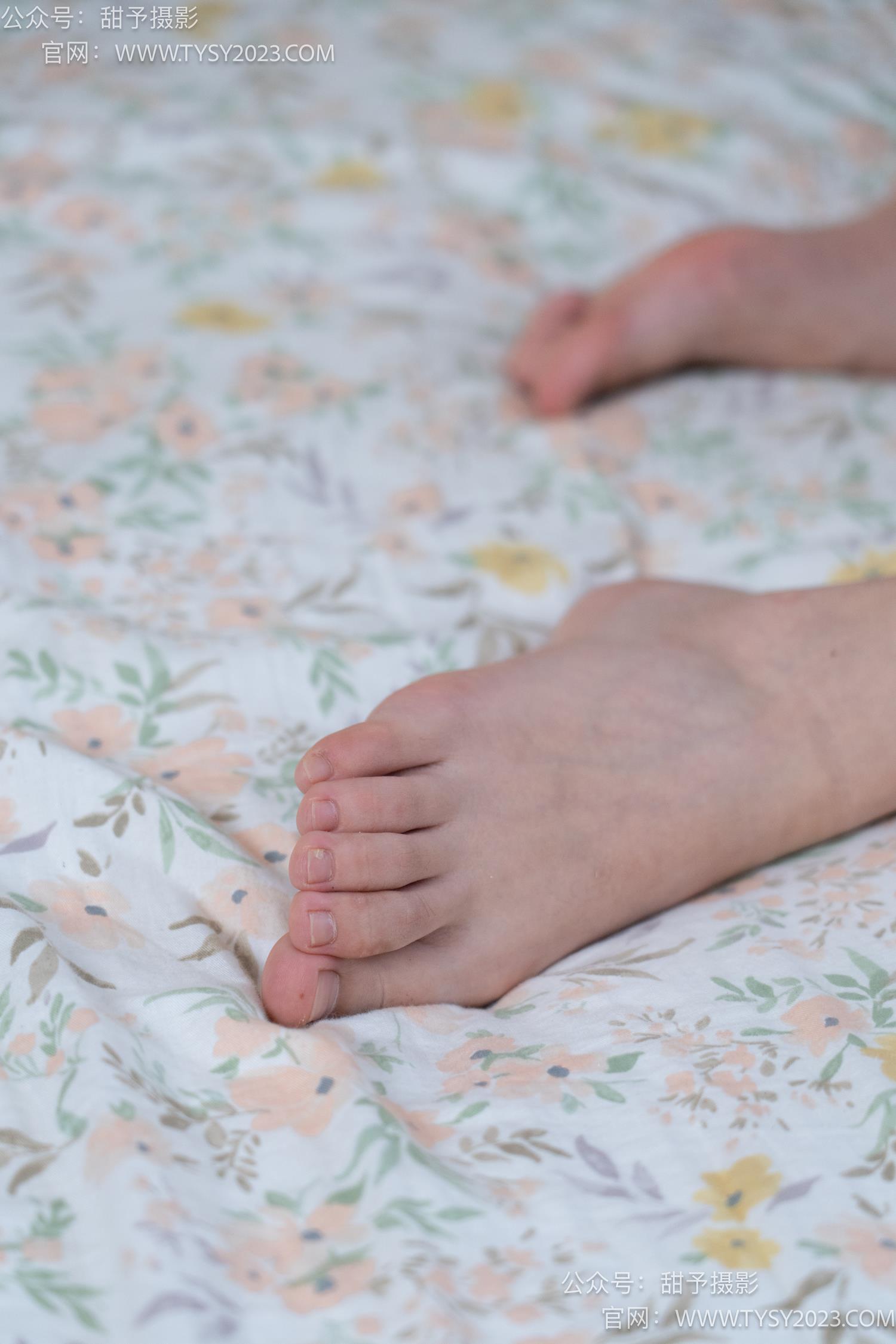 图片[112]-甜予摄影 NO.055 筱筱-板鞋、白棉袜、裸足[116P] – 速更版-美库