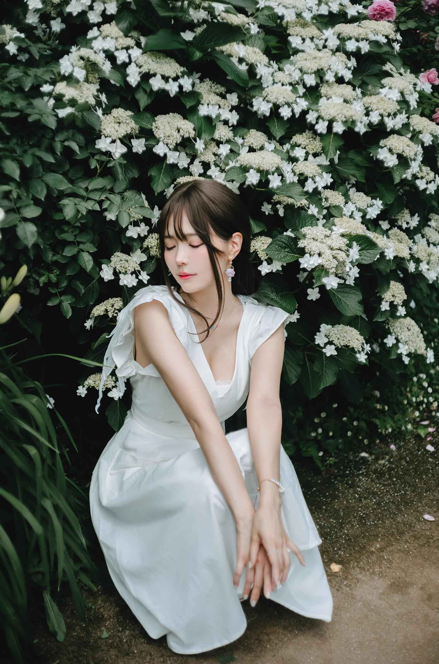 图片[23]-Ely_eee(ElyEE子)  – Rainy Season 雨季繡球花[31P] – 速更版-美库