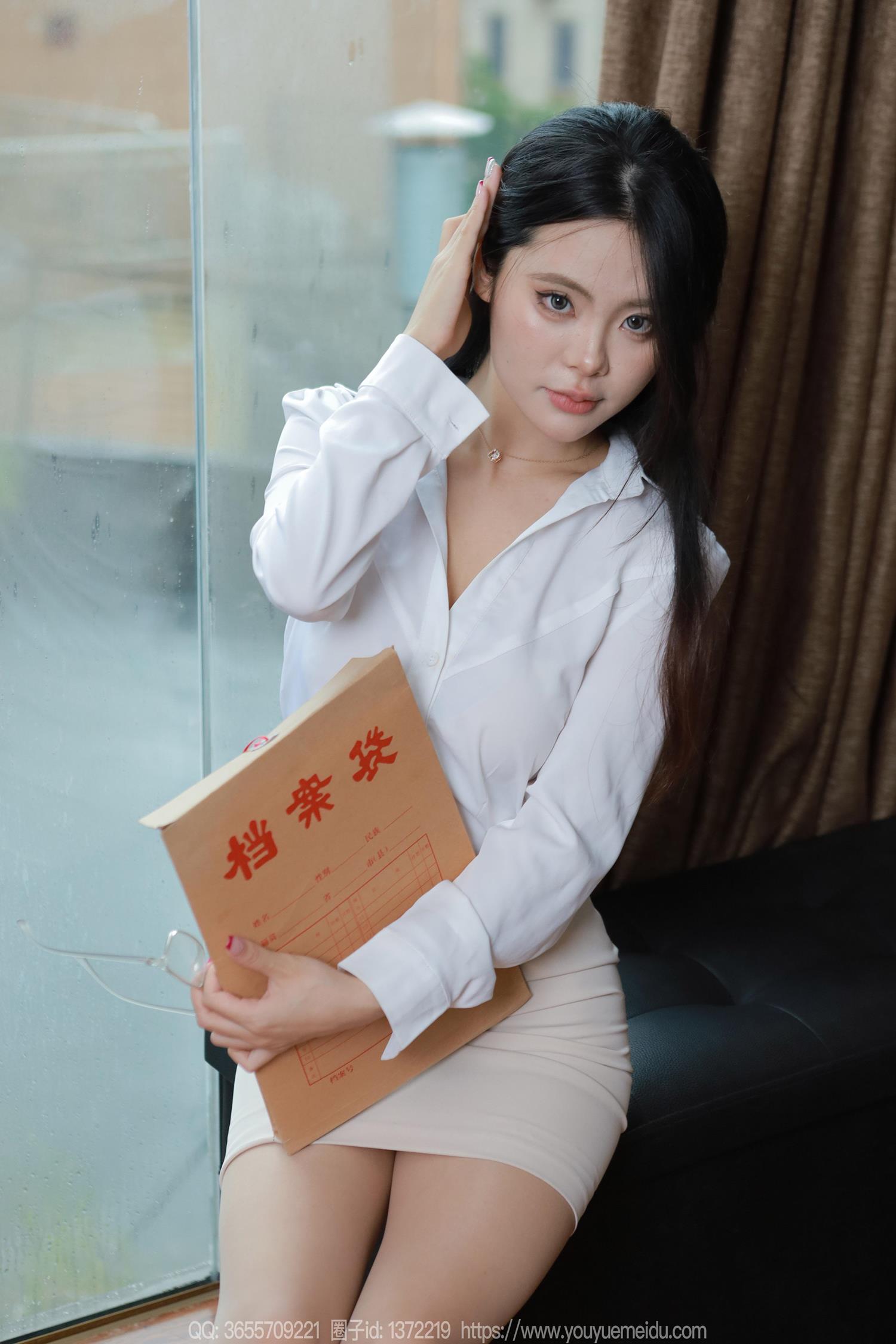 图片[20]-[IESS异思趣向] 2024.07.25 丝享家1803：兔兔《白衣职业（下）》[21P] – 速更版-美库