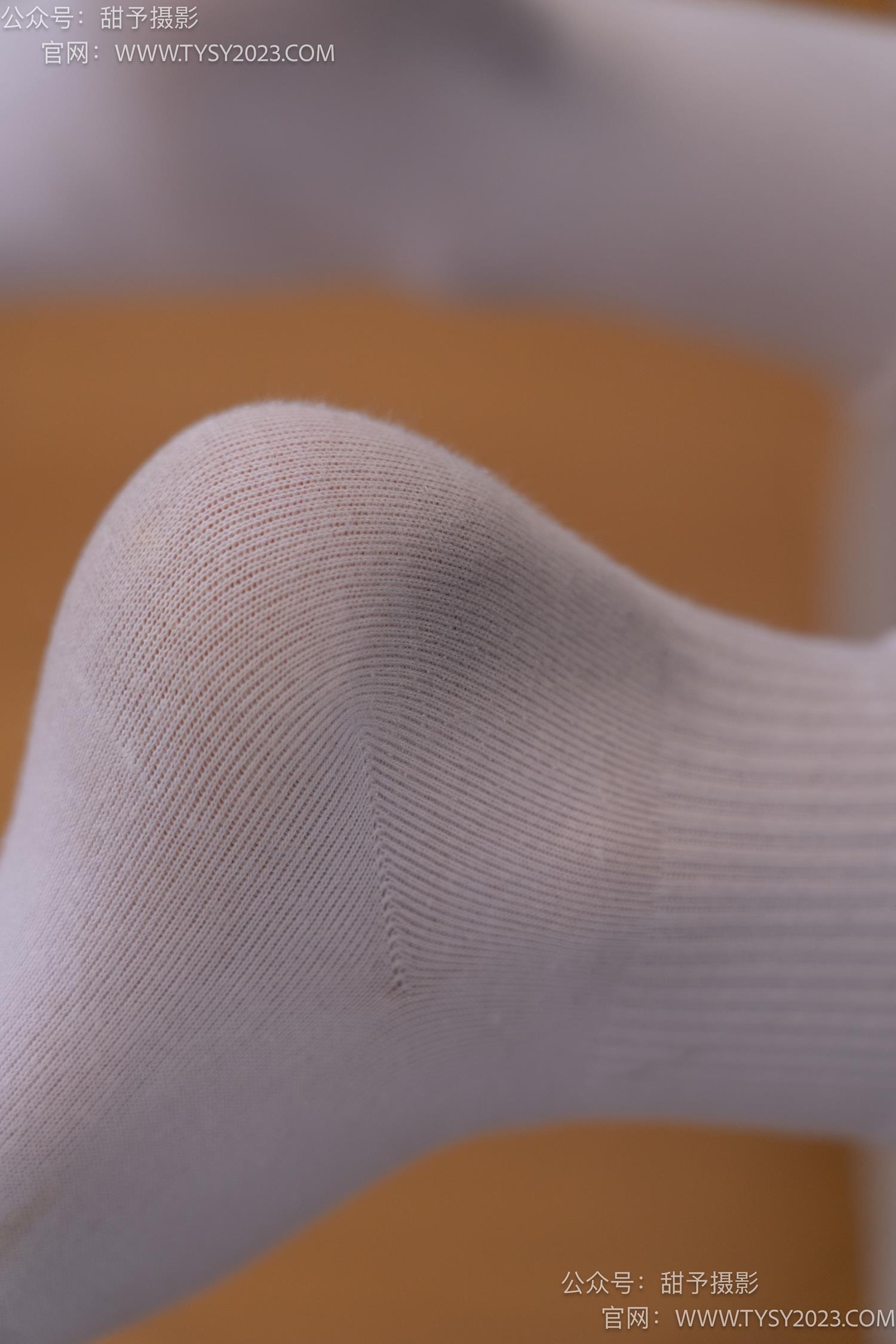 图片[46]-甜予摄影 NO.057 鱼鱼-制服、透明高跟鞋、自然穿脏白棉袜、裸足[139P] – 速更版-美库