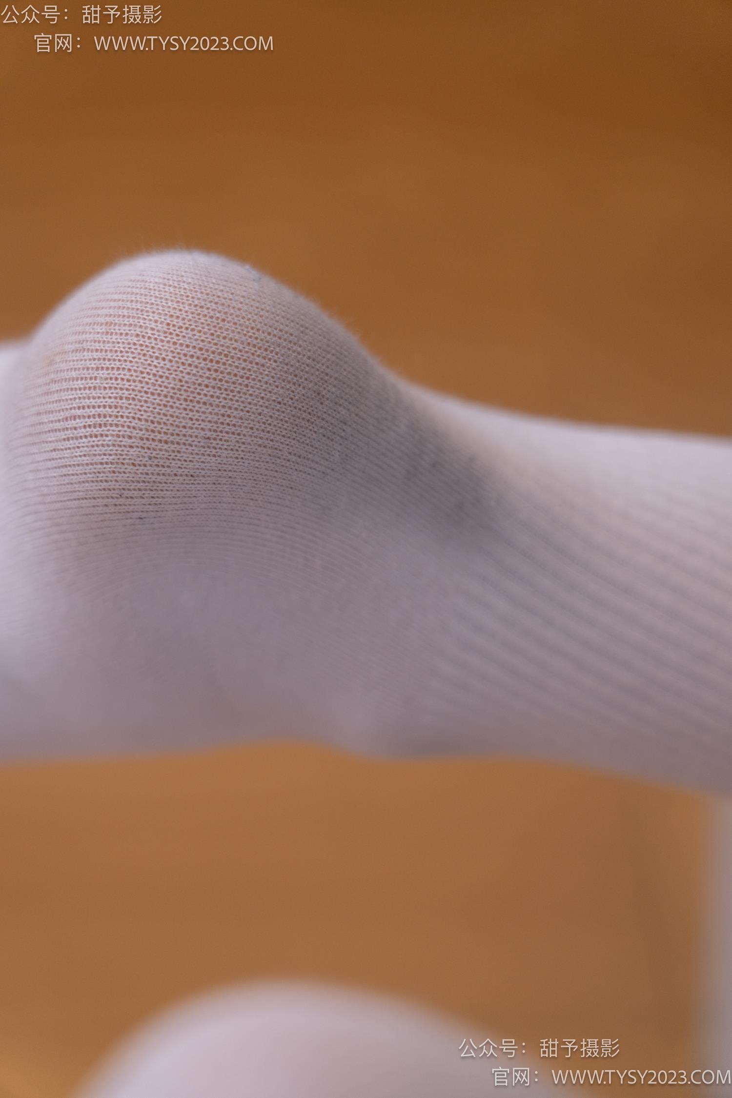 图片[47]-甜予摄影 NO.057 鱼鱼-制服、透明高跟鞋、自然穿脏白棉袜、裸足[139P] – 速更版-美库