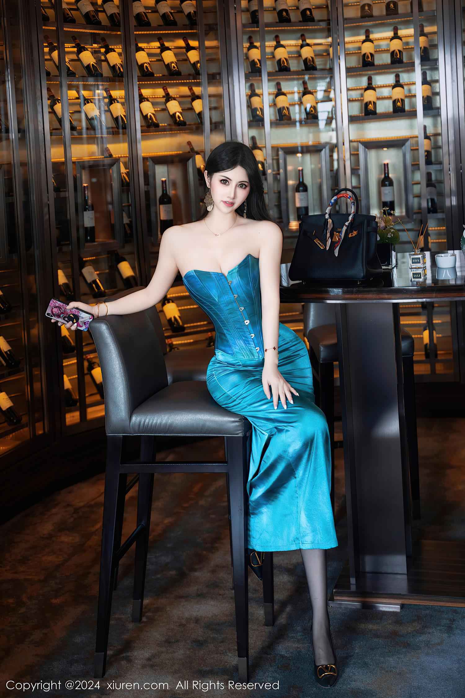 图片[17]-[Xiuren秀人网]2024.08.20 NO.9039 诗诗kiki[17+1P] – 速更版-美库