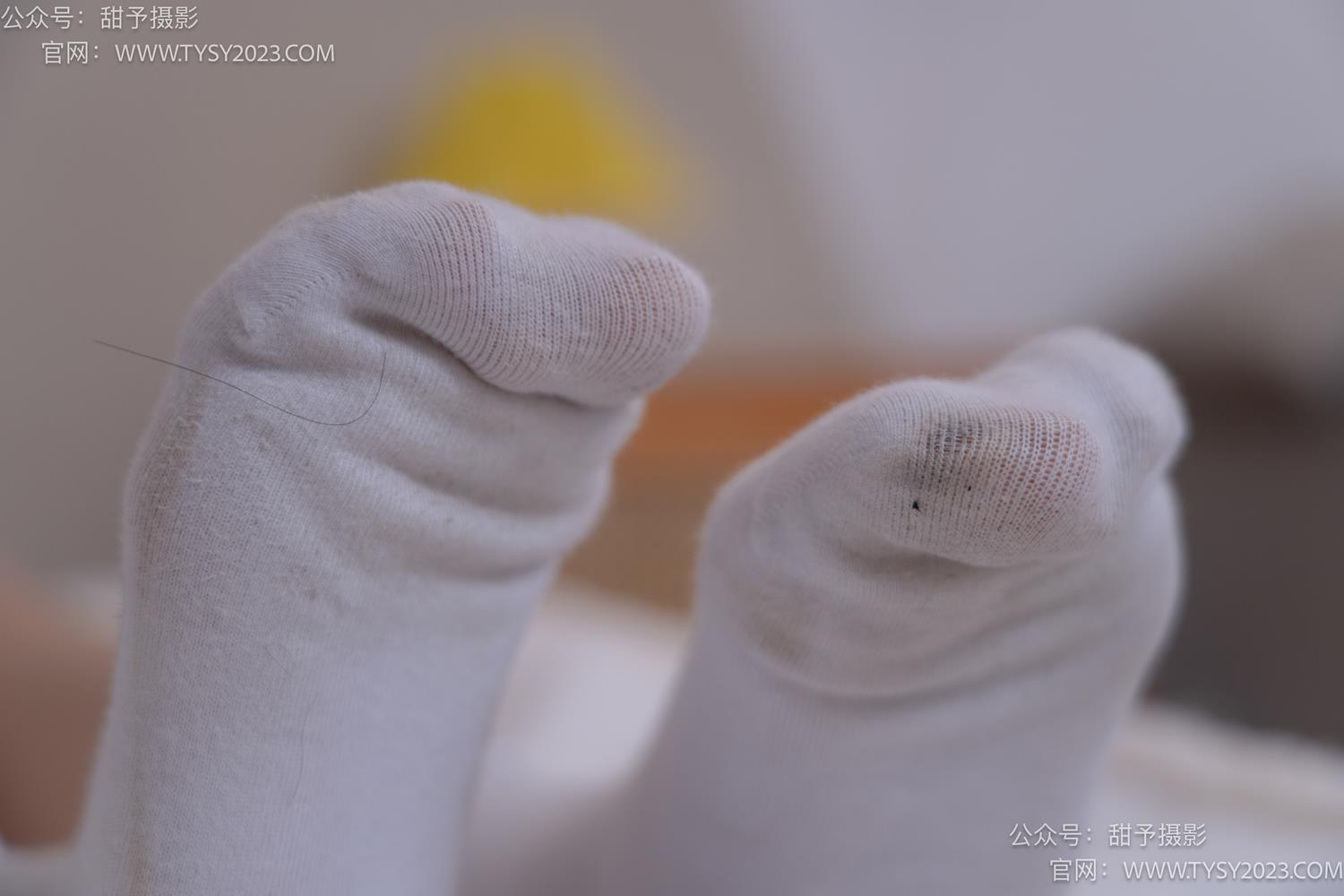 图片[78]-甜予摄影 NO.057 鱼鱼-制服、透明高跟鞋、自然穿脏白棉袜、裸足[139P] – 速更版-美库