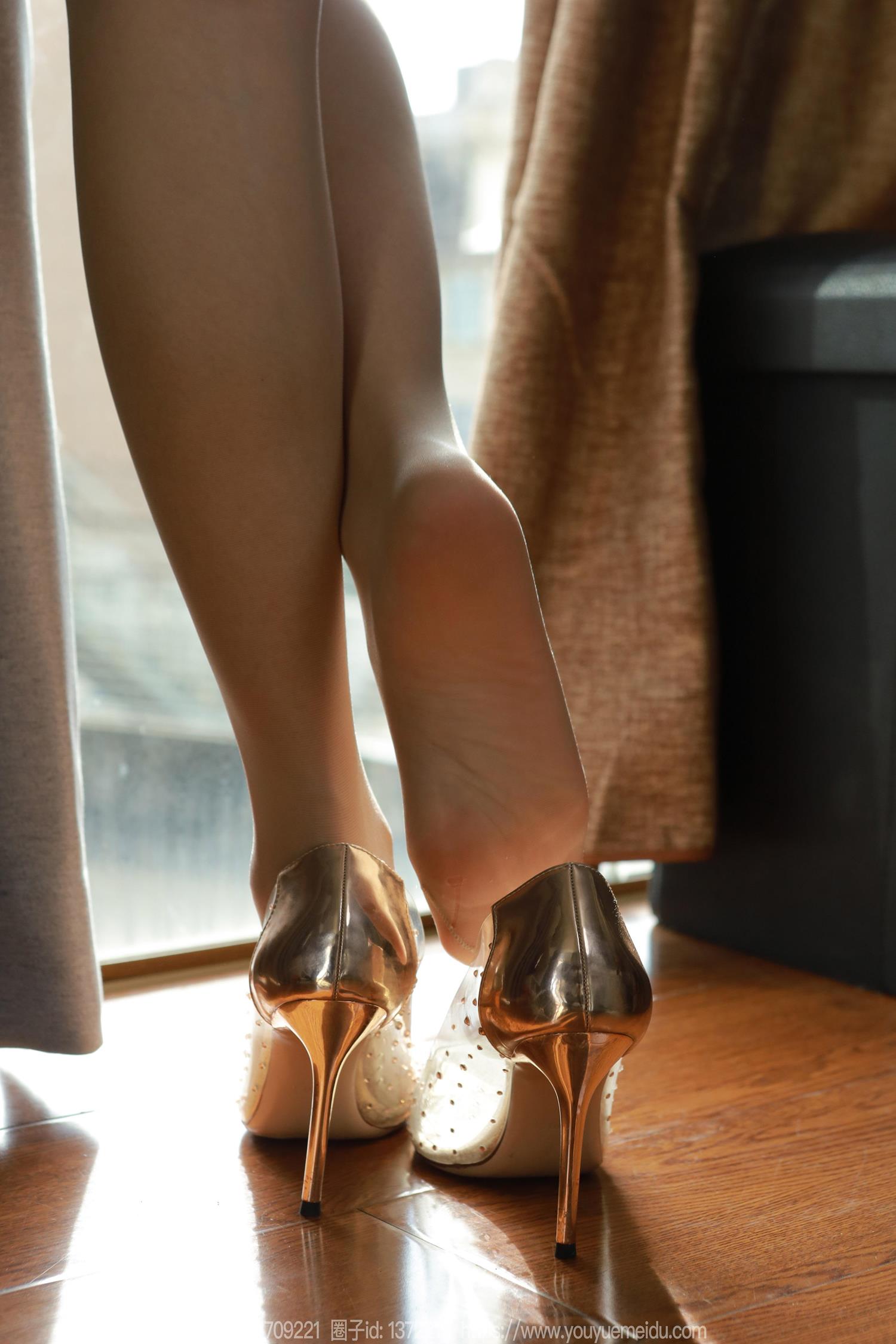 图片[20]-[IESS异思趣向] 2024.07.28 丝享家1805：婉萍《相信光》[87P] – 速更版-美库