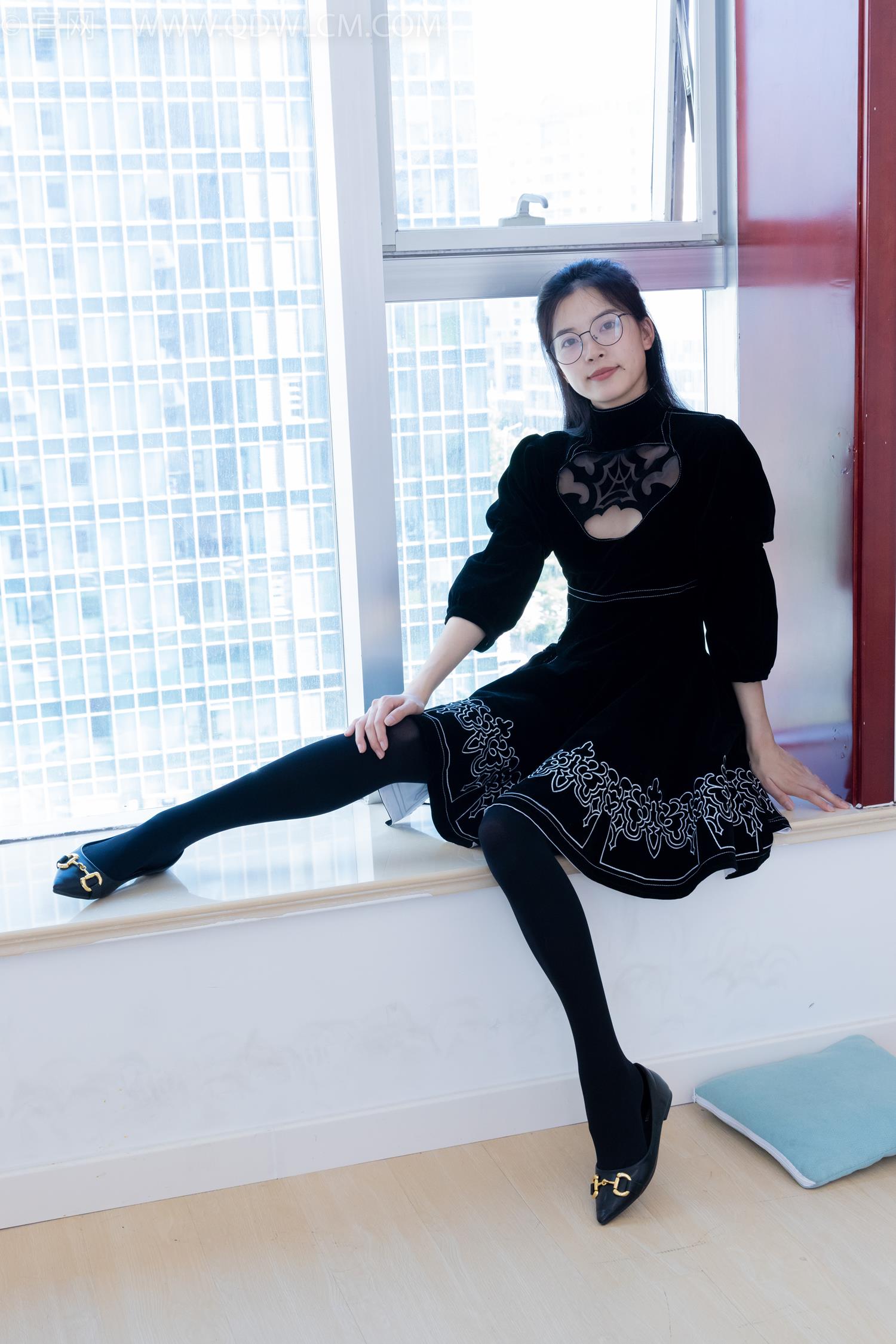 图片[12]-物恋传媒 NO.2042 茯苓-樱花覆盖地面[240P] – 速更版-美库