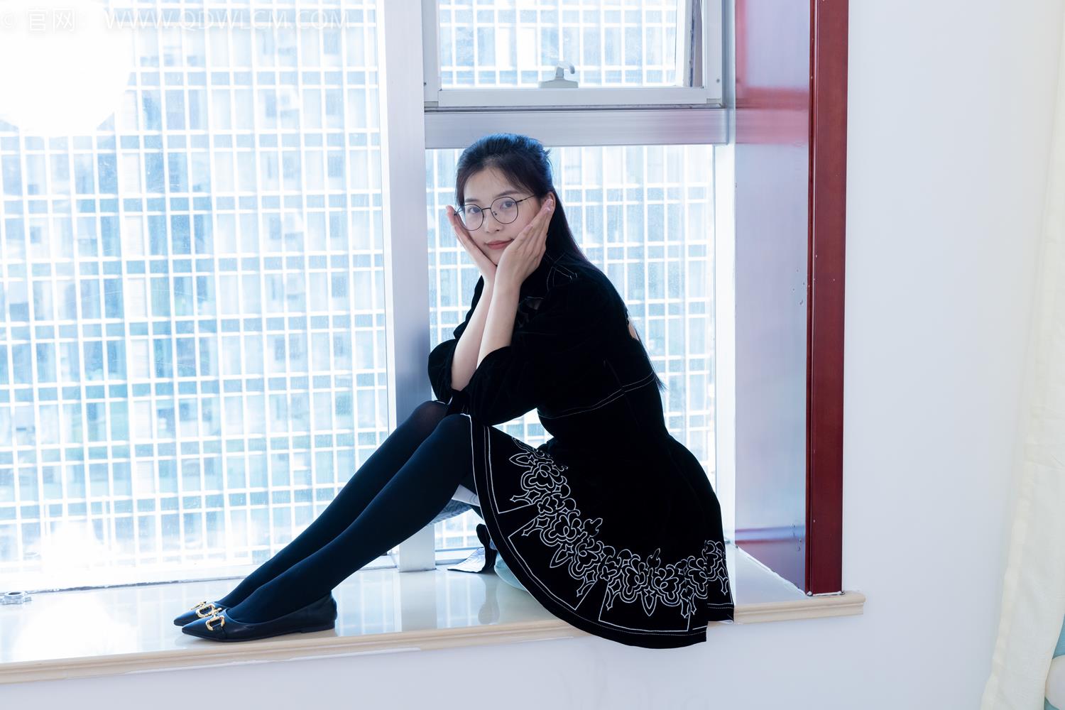 图片[15]-物恋传媒 NO.2042 茯苓-樱花覆盖地面[240P] – 速更版-美库