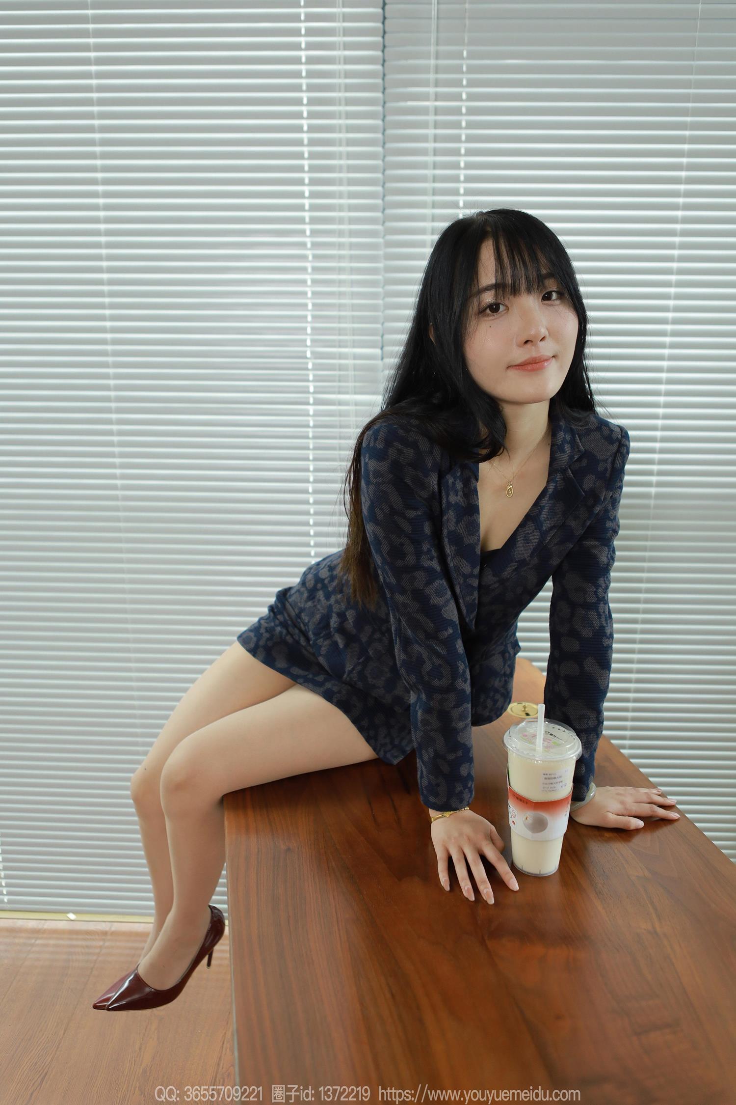 图片[64]-[IESS异思趣向] 2024.07.30 丝享家1807：婉萍《阳光OL》[87P] – 速更版-美库