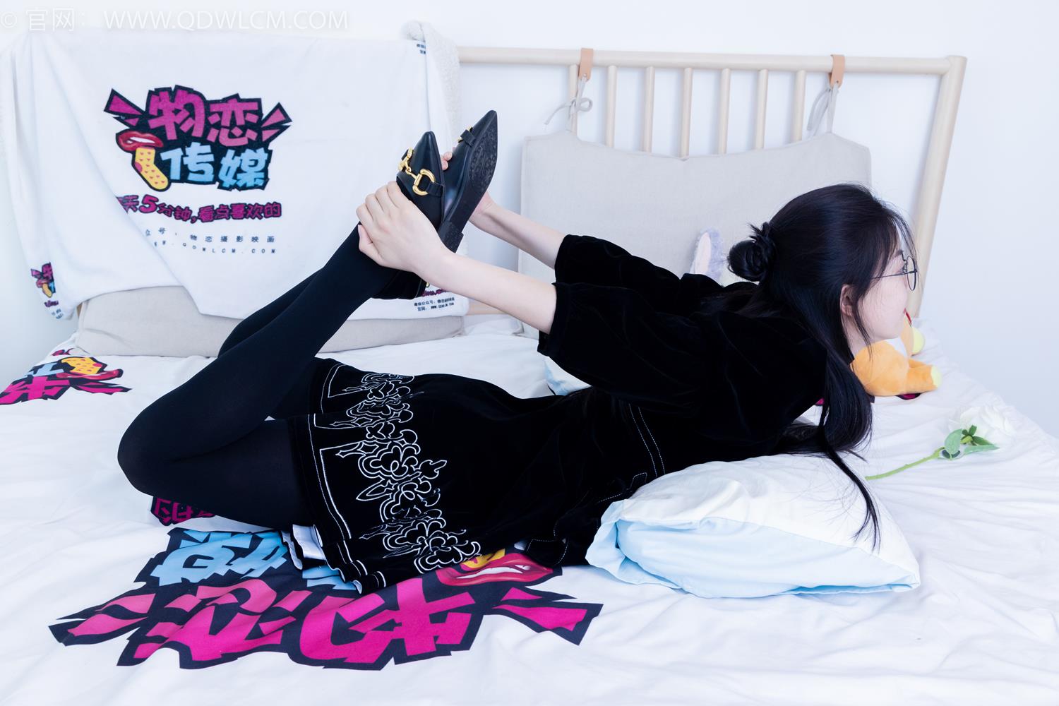 图片[54]-物恋传媒 NO.2042 茯苓-樱花覆盖地面[240P] – 速更版-美库