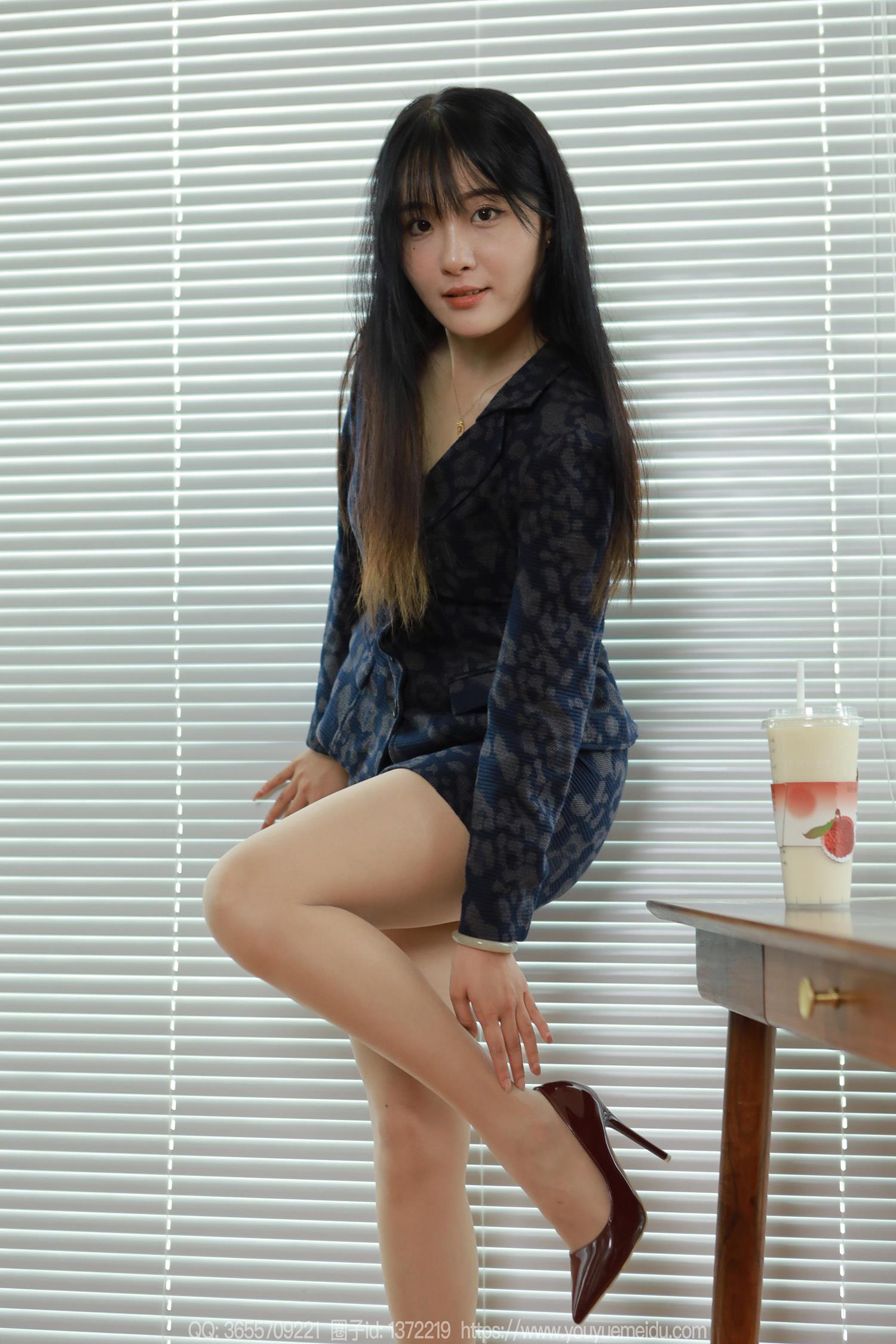 图片[74]-[IESS异思趣向] 2024.07.30 丝享家1807：婉萍《阳光OL》[87P] – 速更版-美库