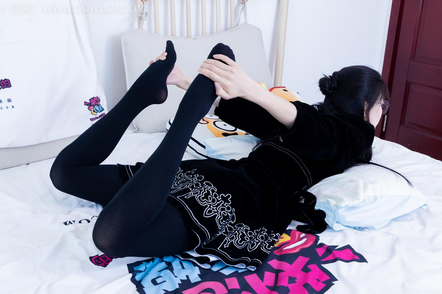 图片[80]-物恋传媒 NO.2042 茯苓-樱花覆盖地面[240P] – 速更版-美库