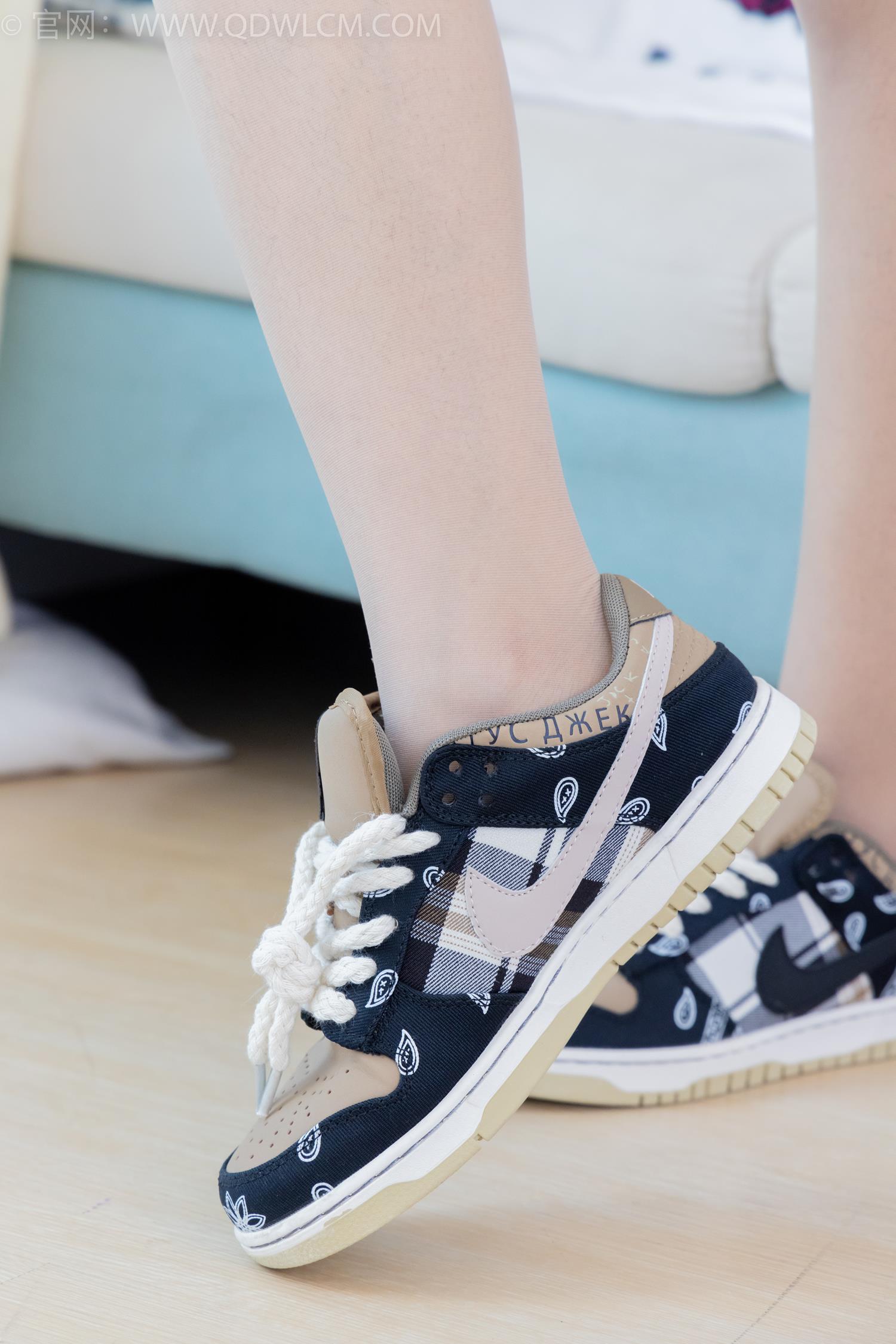 图片[114]-物恋传媒 NO.2043 林林-思念在发烫[150P] – 速更版-美库