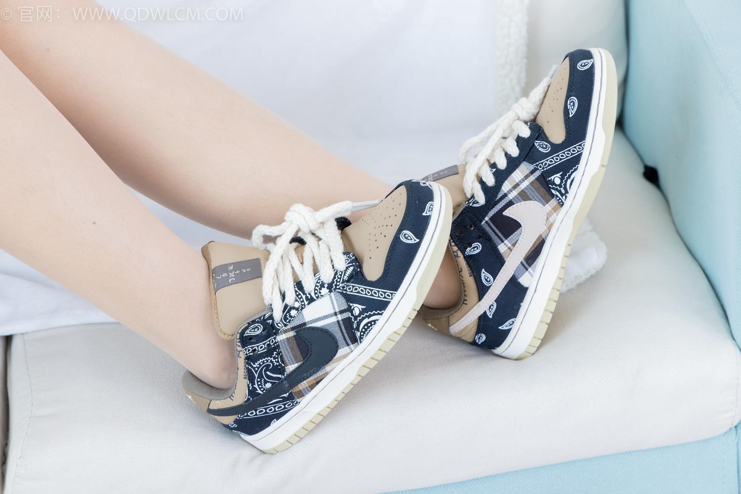 图片[133]-物恋传媒 NO.2043 林林-思念在发烫[150P] – 速更版-美库