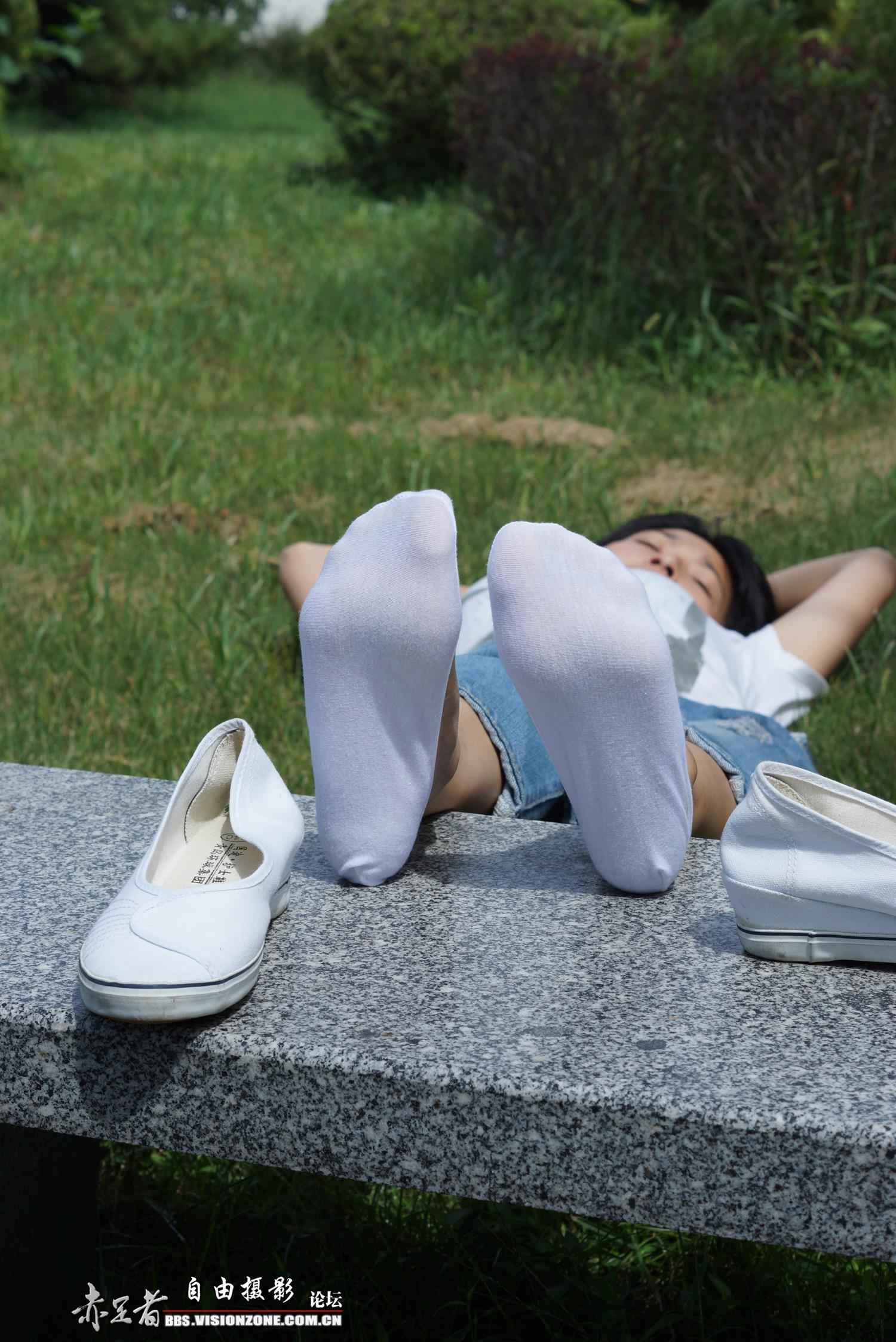 图片[11]-自由摄影 No.295 实习小护士工作鞋都没换就出去兼职了，够给力的 [61P] – 速更版-美库