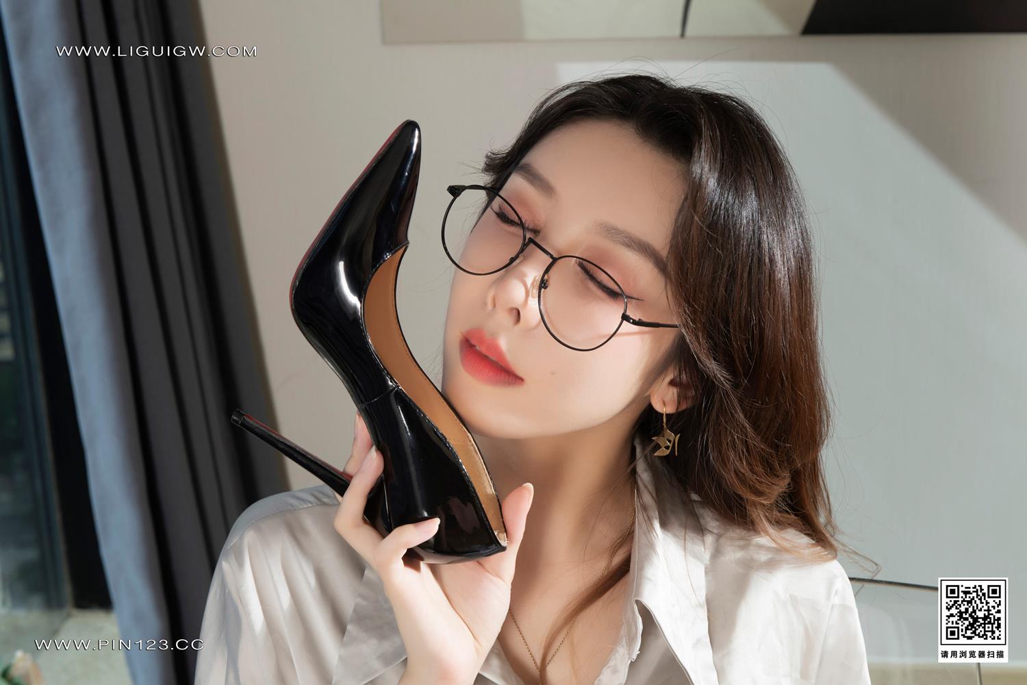 图片[60]-[Ligui丽柜] 2024.09.09《灰丝女秘》兔子 [67P] – 速更版-美库