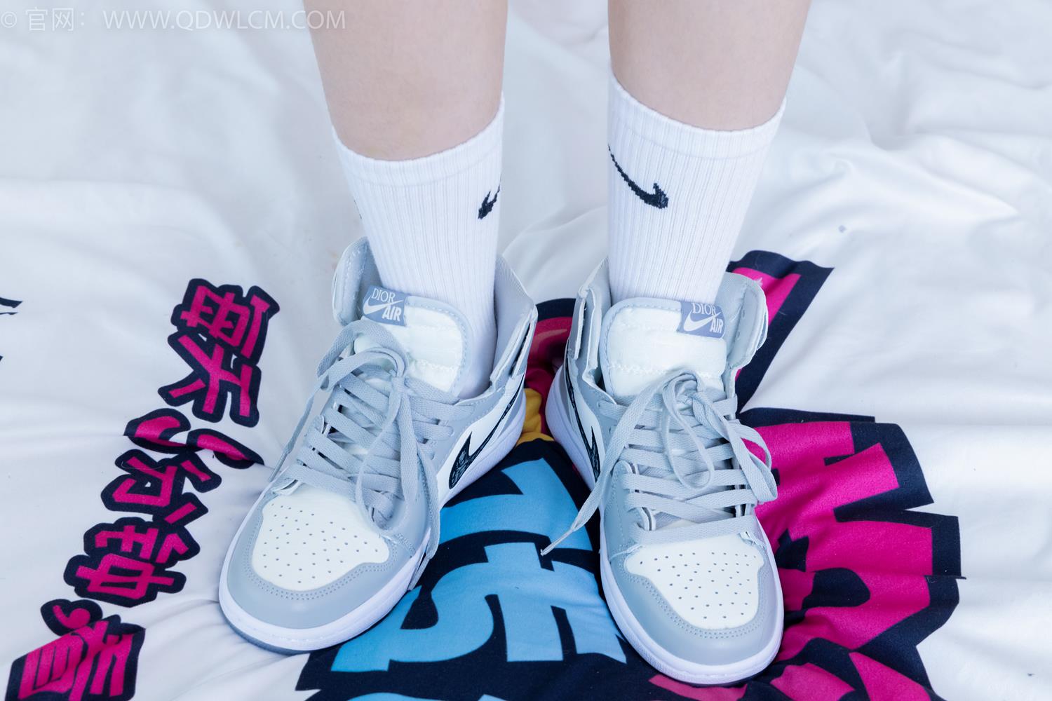 图片[23]-物恋传媒 NO.2045 菜菜-夜晚小巷[150P] – 速更版-美库