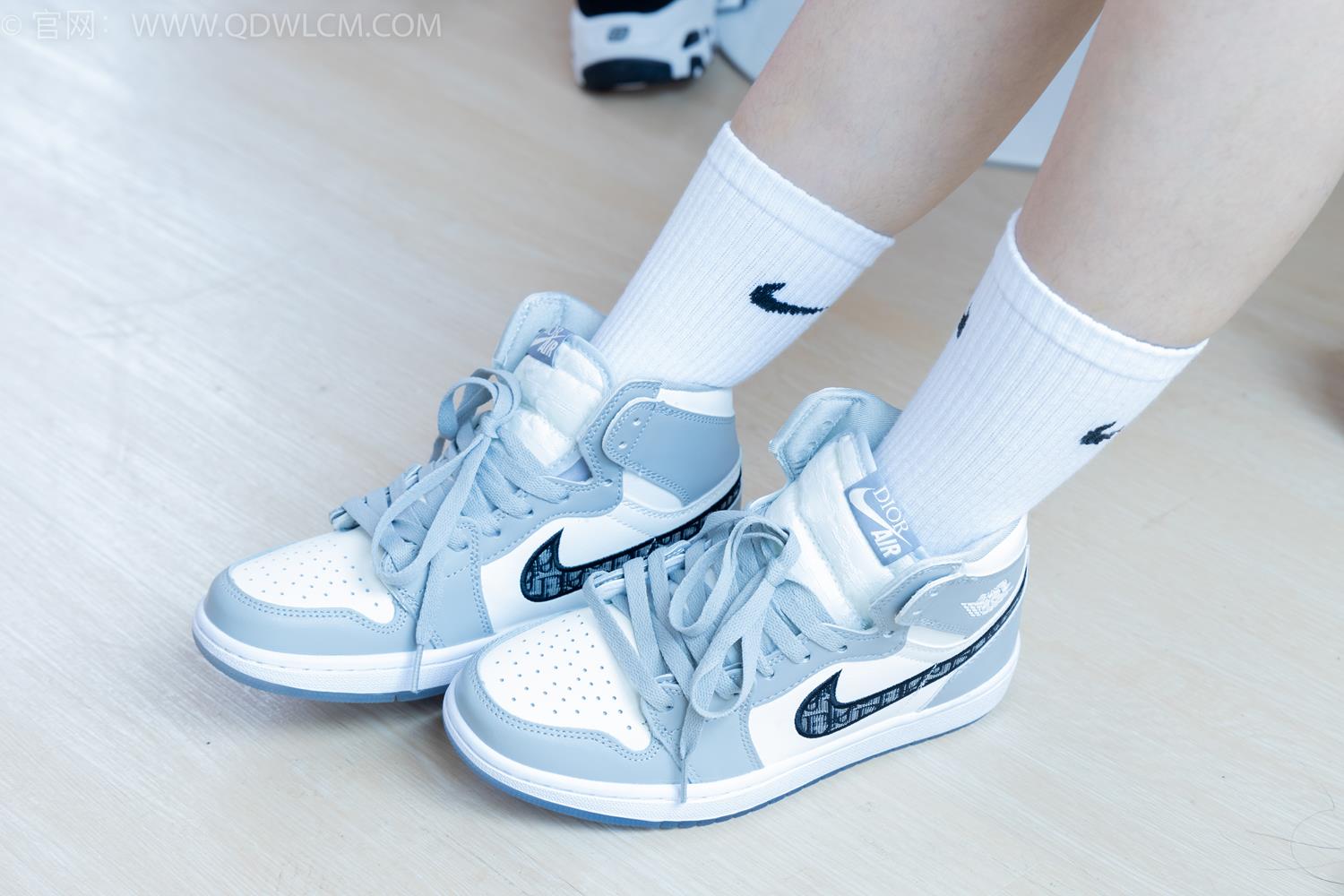 图片[32]-物恋传媒 NO.2045 菜菜-夜晚小巷[150P] – 速更版-美库