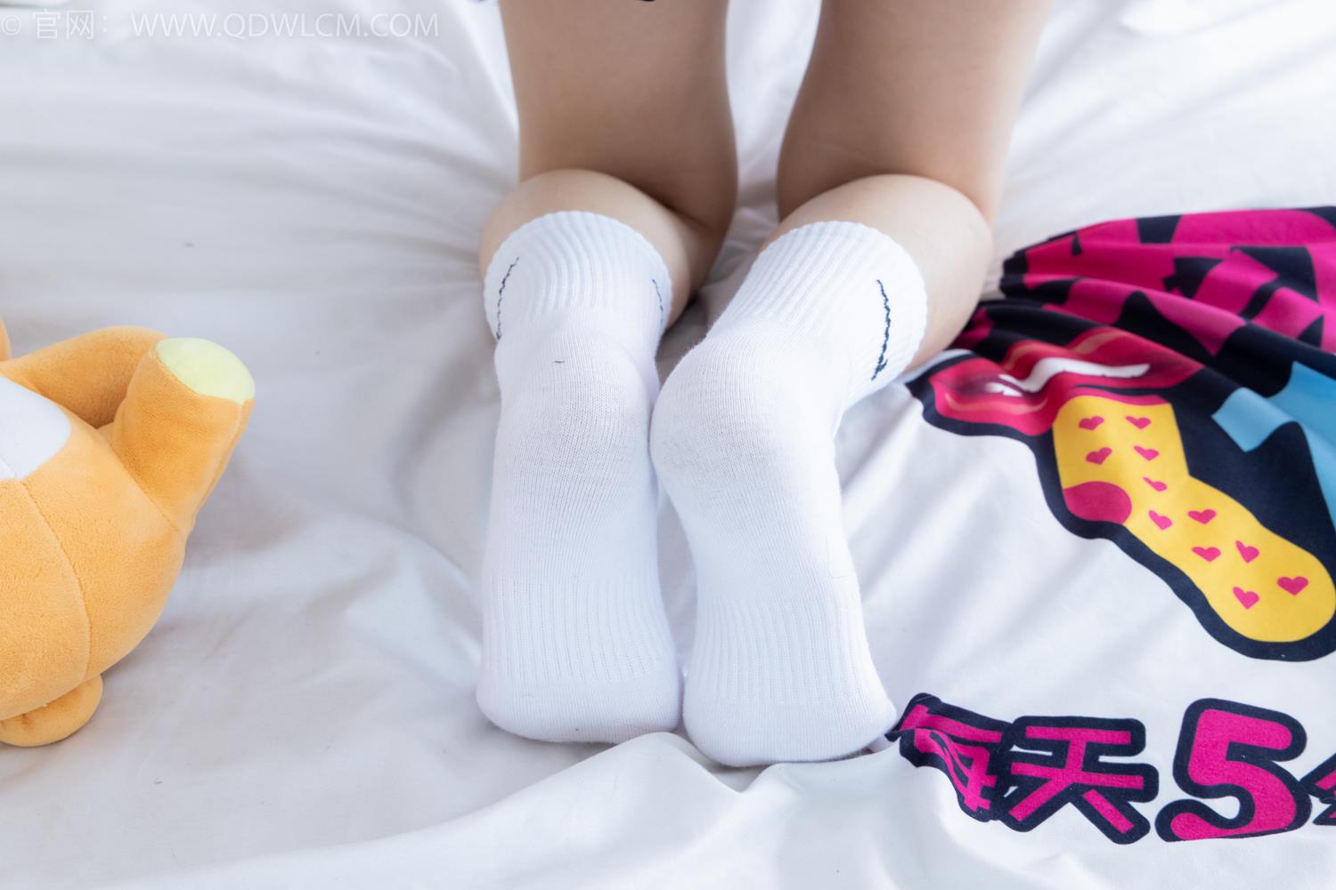 图片[68]-物恋传媒 NO.2045 菜菜-夜晚小巷[150P] – 速更版-美库