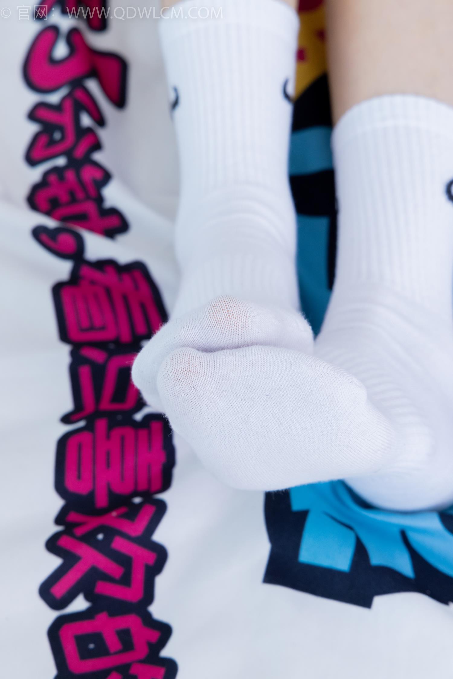 图片[76]-物恋传媒 NO.2045 菜菜-夜晚小巷[150P] – 速更版-美库