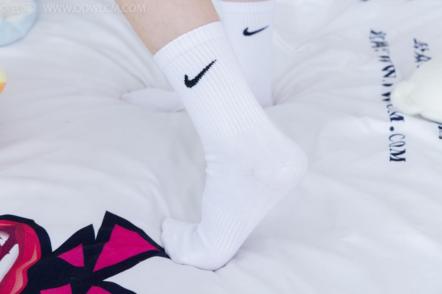 图片[87]-物恋传媒 NO.2045 菜菜-夜晚小巷[150P] – 速更版-美库