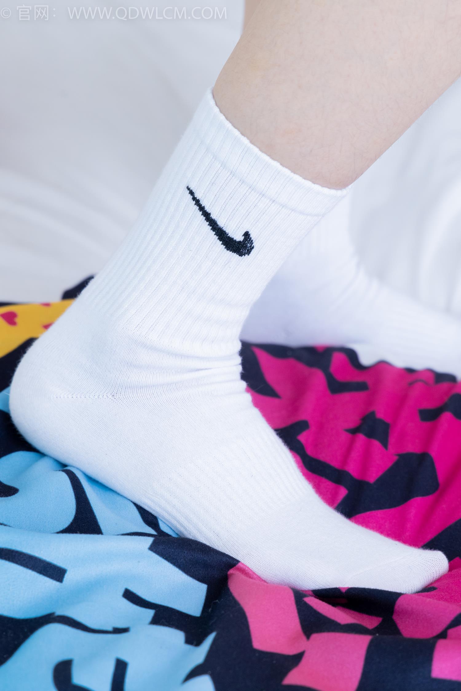 图片[88]-物恋传媒 NO.2045 菜菜-夜晚小巷[150P] – 速更版-美库