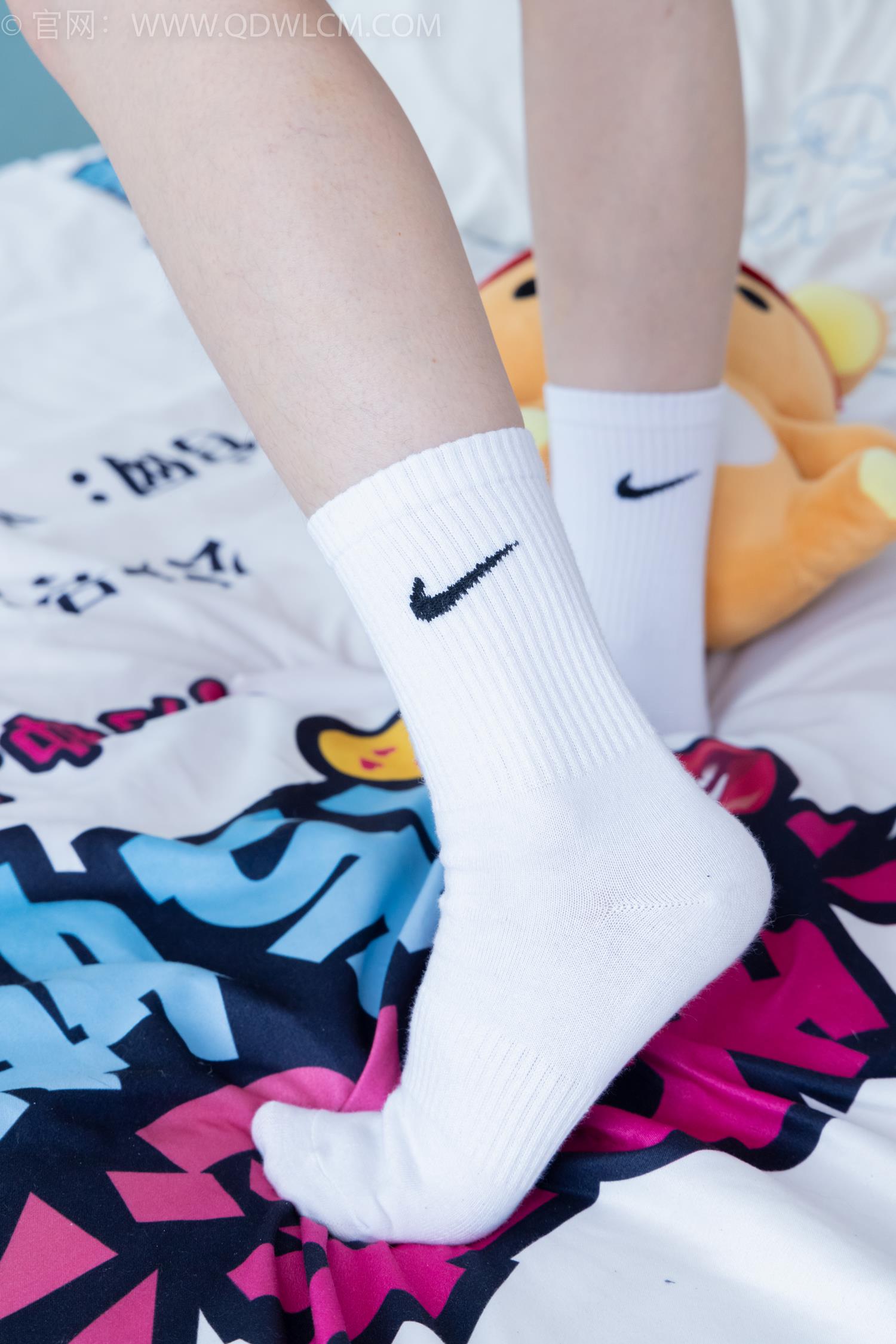 图片[89]-物恋传媒 NO.2045 菜菜-夜晚小巷[150P] – 速更版-美库