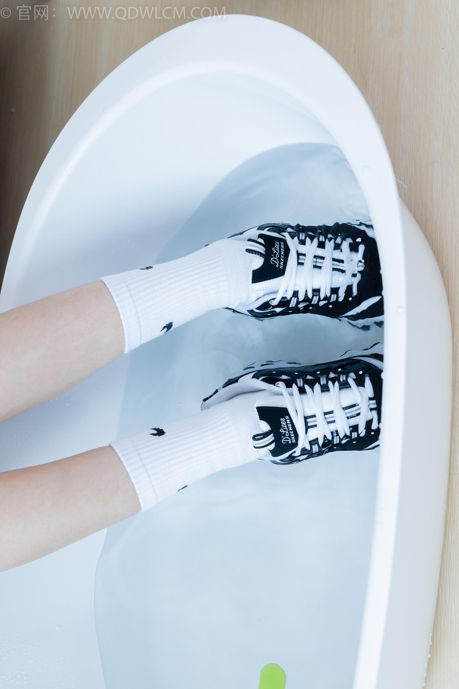 图片[114]-物恋传媒 NO.2045 菜菜-夜晚小巷[150P] – 速更版-美库