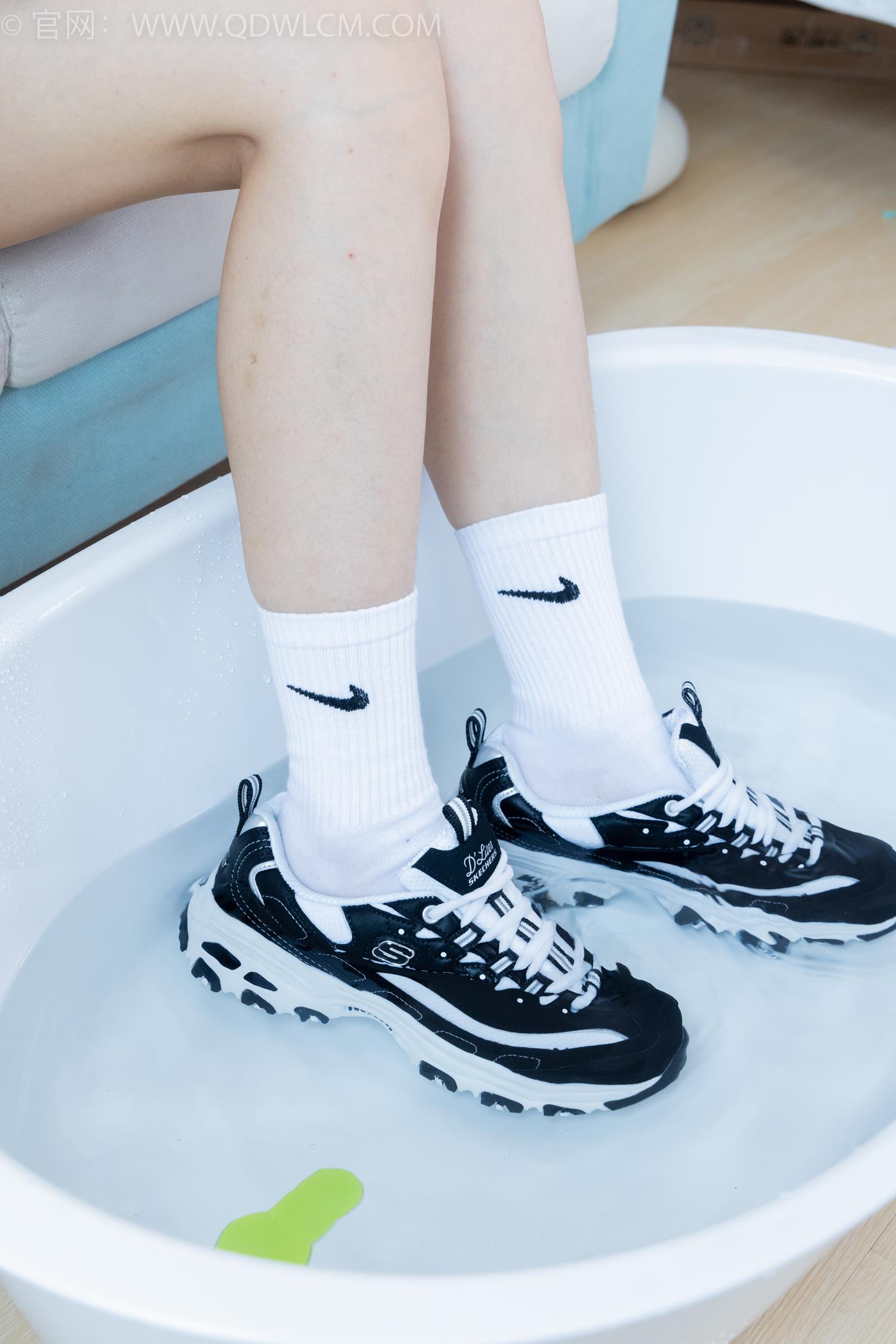 图片[116]-物恋传媒 NO.2045 菜菜-夜晚小巷[150P] – 速更版-美库