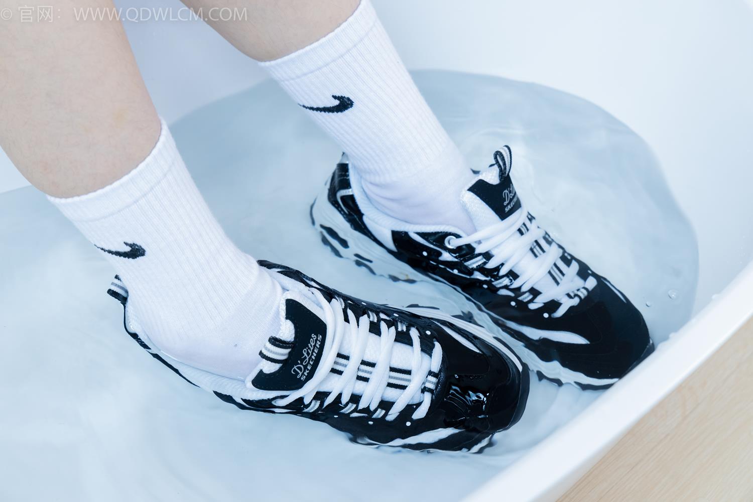 图片[119]-物恋传媒 NO.2045 菜菜-夜晚小巷[150P] – 速更版-美库