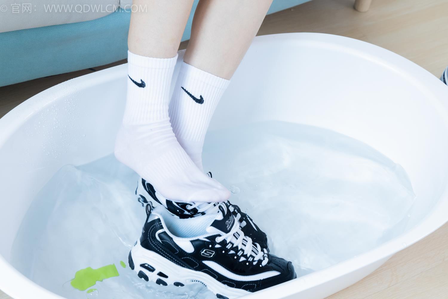 图片[122]-物恋传媒 NO.2045 菜菜-夜晚小巷[150P] – 速更版-美库