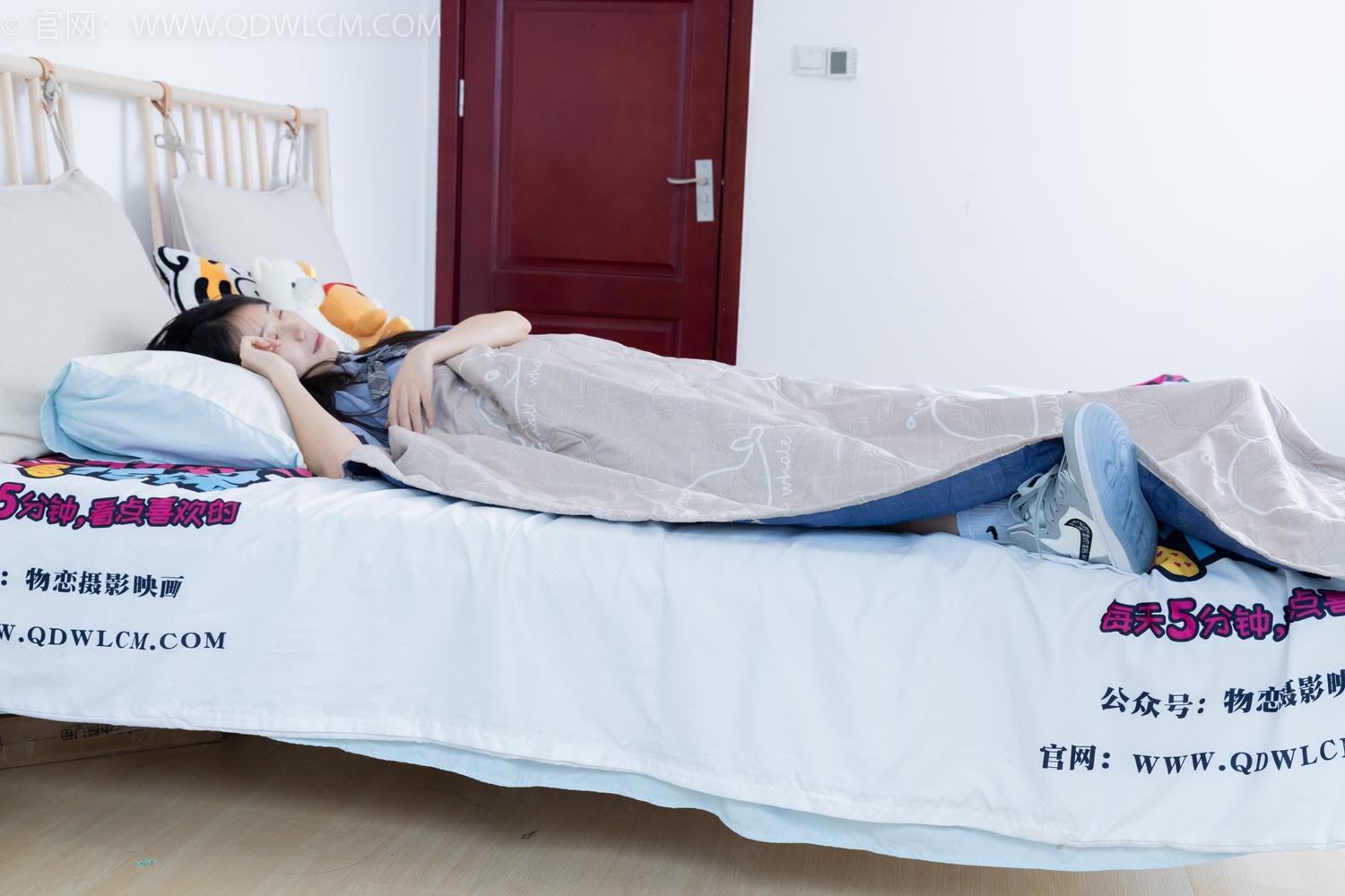 图片[129]-物恋传媒 NO.2045 菜菜-夜晚小巷[150P] – 速更版-美库