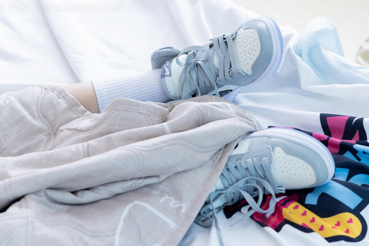 图片[135]-物恋传媒 NO.2045 菜菜-夜晚小巷[150P] – 速更版-美库