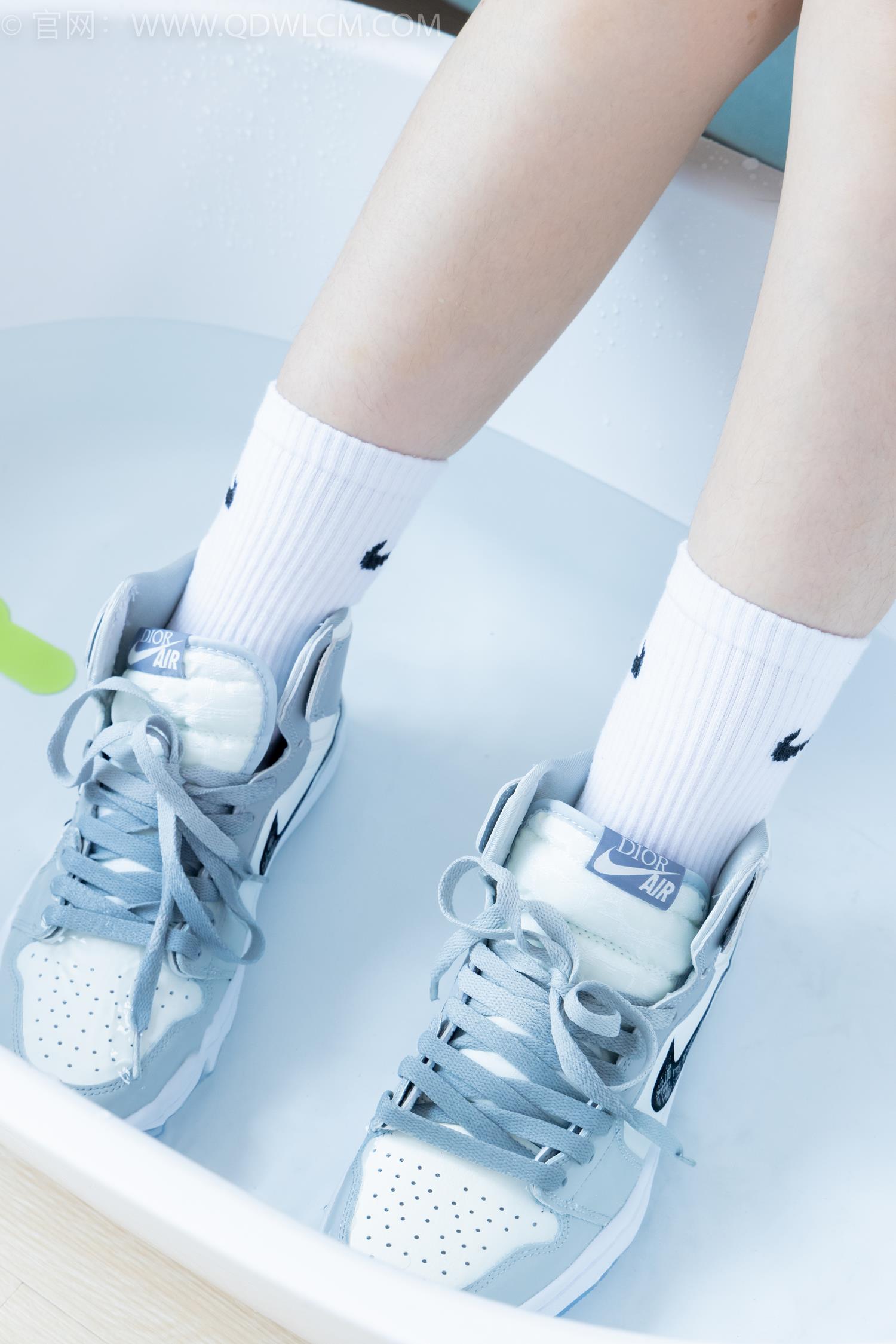 图片[143]-物恋传媒 NO.2045 菜菜-夜晚小巷[150P] – 速更版-美库