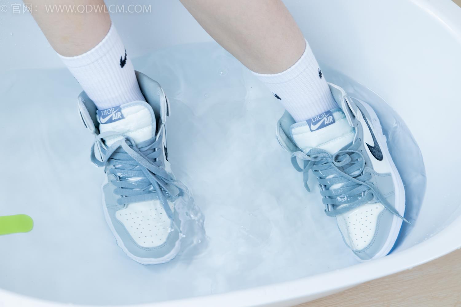 图片[149]-物恋传媒 NO.2045 菜菜-夜晚小巷[150P] – 速更版-美库