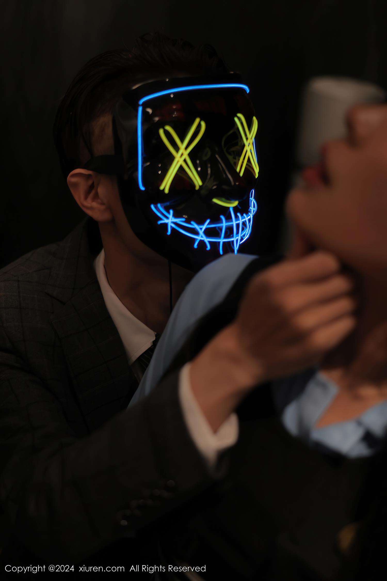 图片[16]-[Xiuren秀人网]2024.08.27 NO.9071 麦田[16+1P] – 速更版-美库