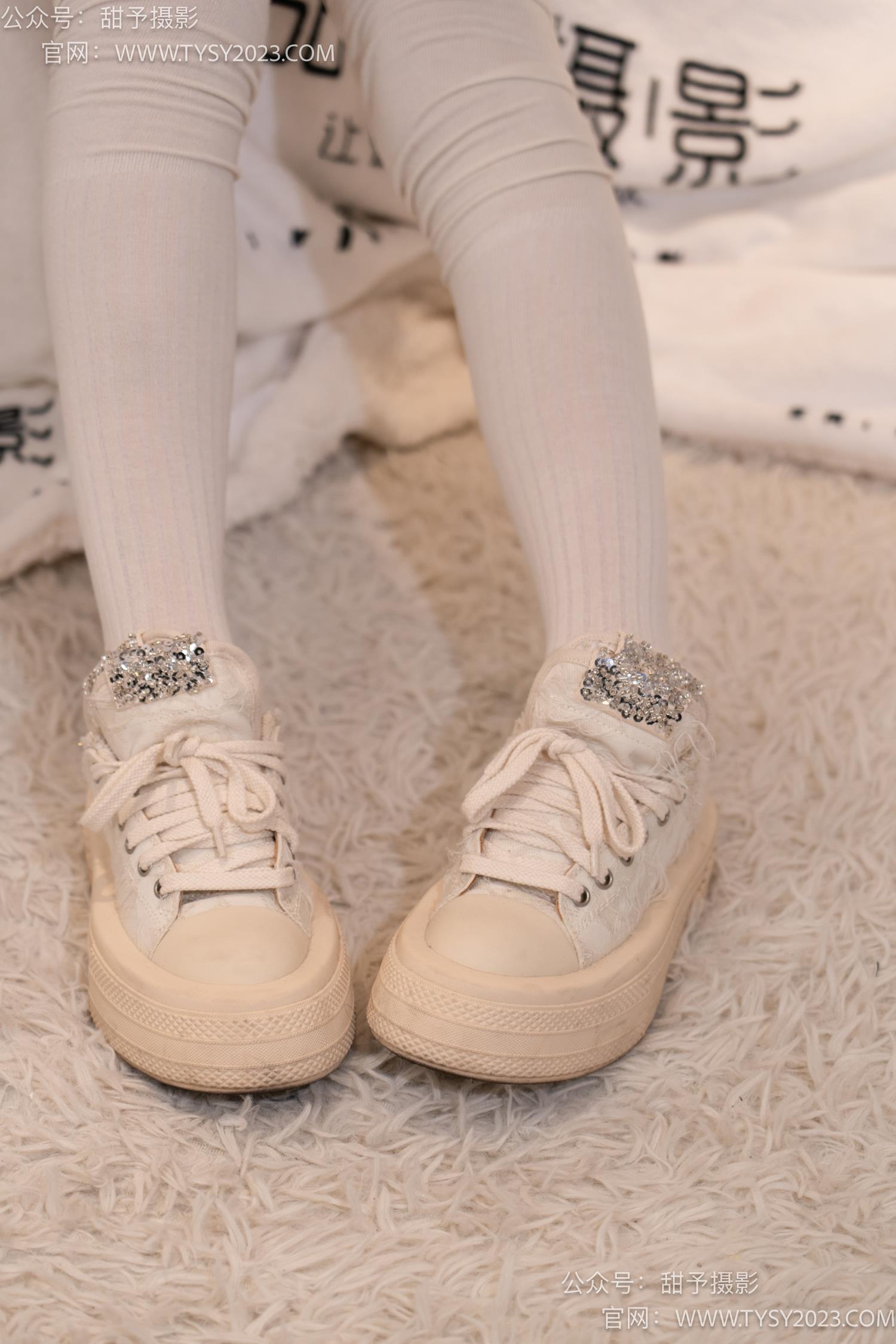 图片[14]-甜予摄影 NO.058 小熊-板鞋、过膝白棉袜、过膝薄白丝[128P] – 速更版-美库