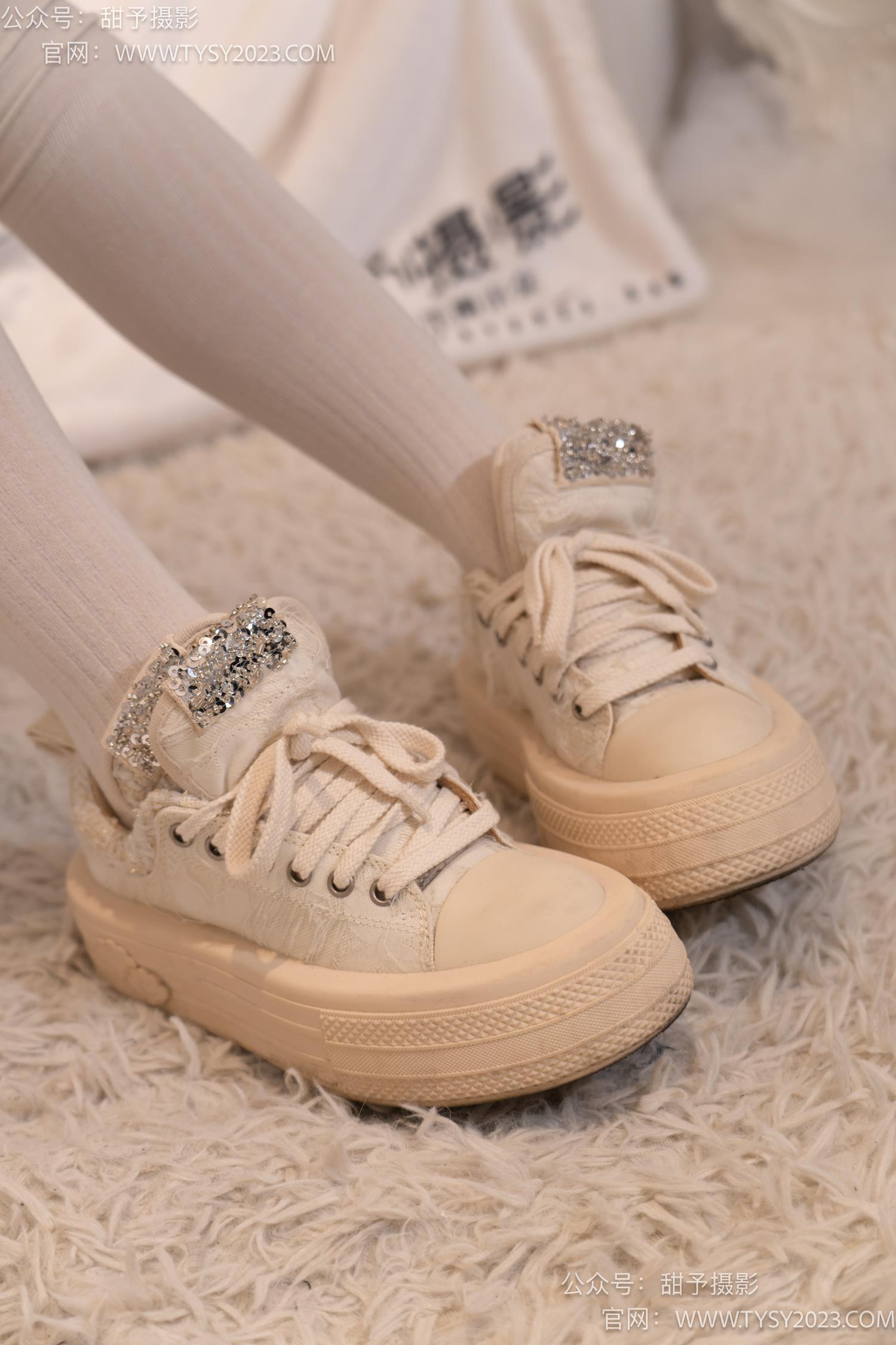 图片[15]-甜予摄影 NO.058 小熊-板鞋、过膝白棉袜、过膝薄白丝[128P] – 速更版-美库