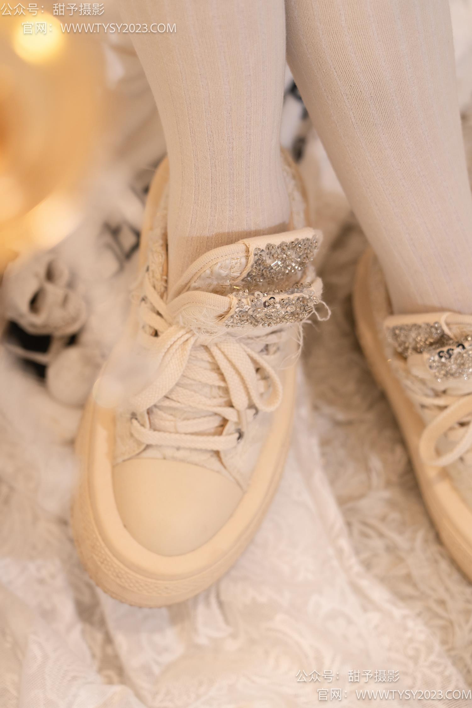 图片[18]-甜予摄影 NO.058 小熊-板鞋、过膝白棉袜、过膝薄白丝[128P] – 速更版-美库