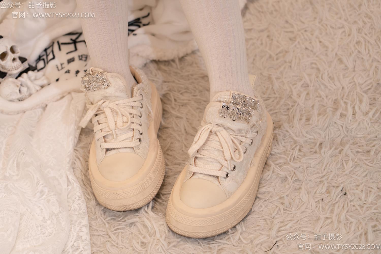 图片[23]-甜予摄影 NO.058 小熊-板鞋、过膝白棉袜、过膝薄白丝[128P] – 速更版-美库