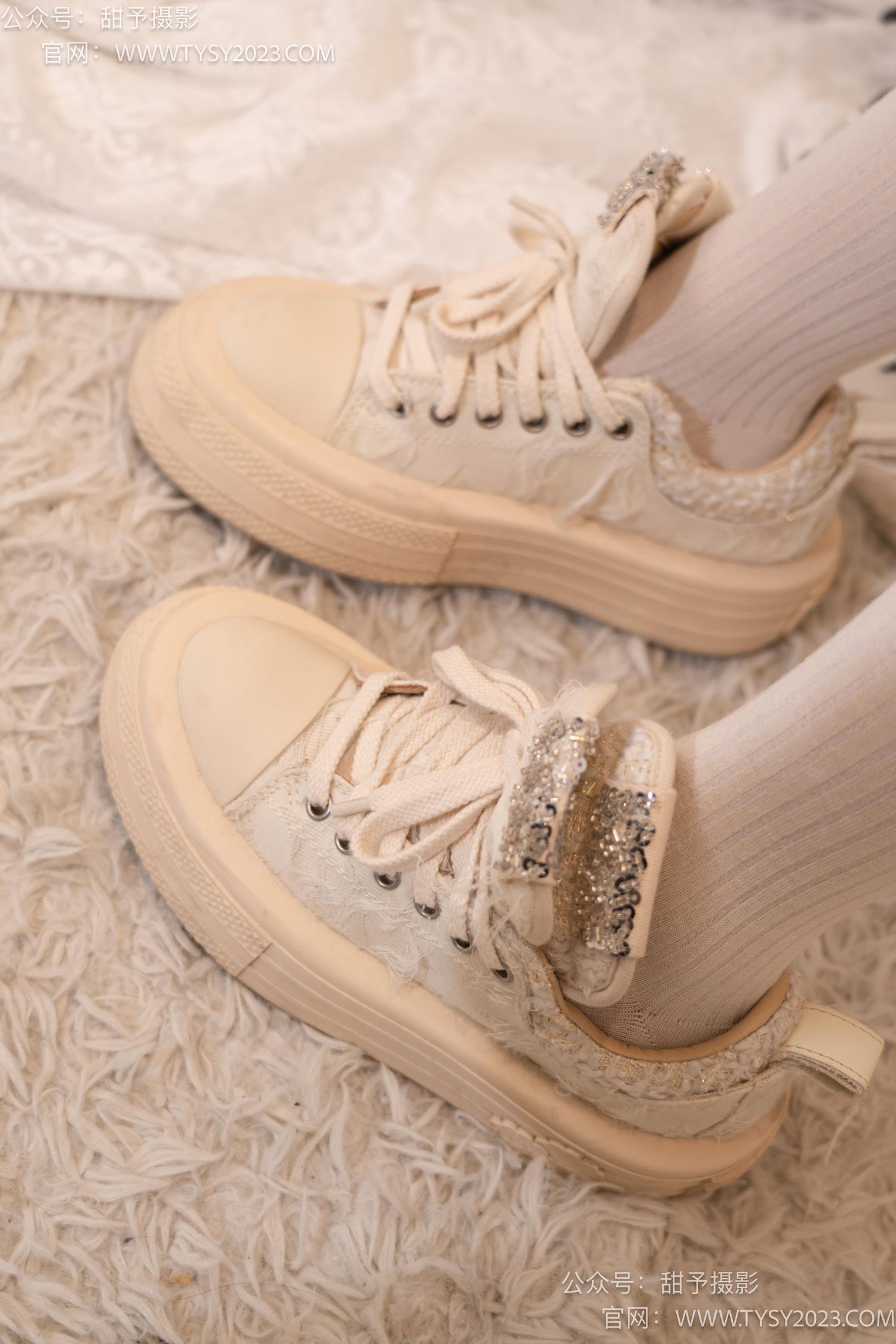 图片[26]-甜予摄影 NO.058 小熊-板鞋、过膝白棉袜、过膝薄白丝[128P] – 速更版-美库