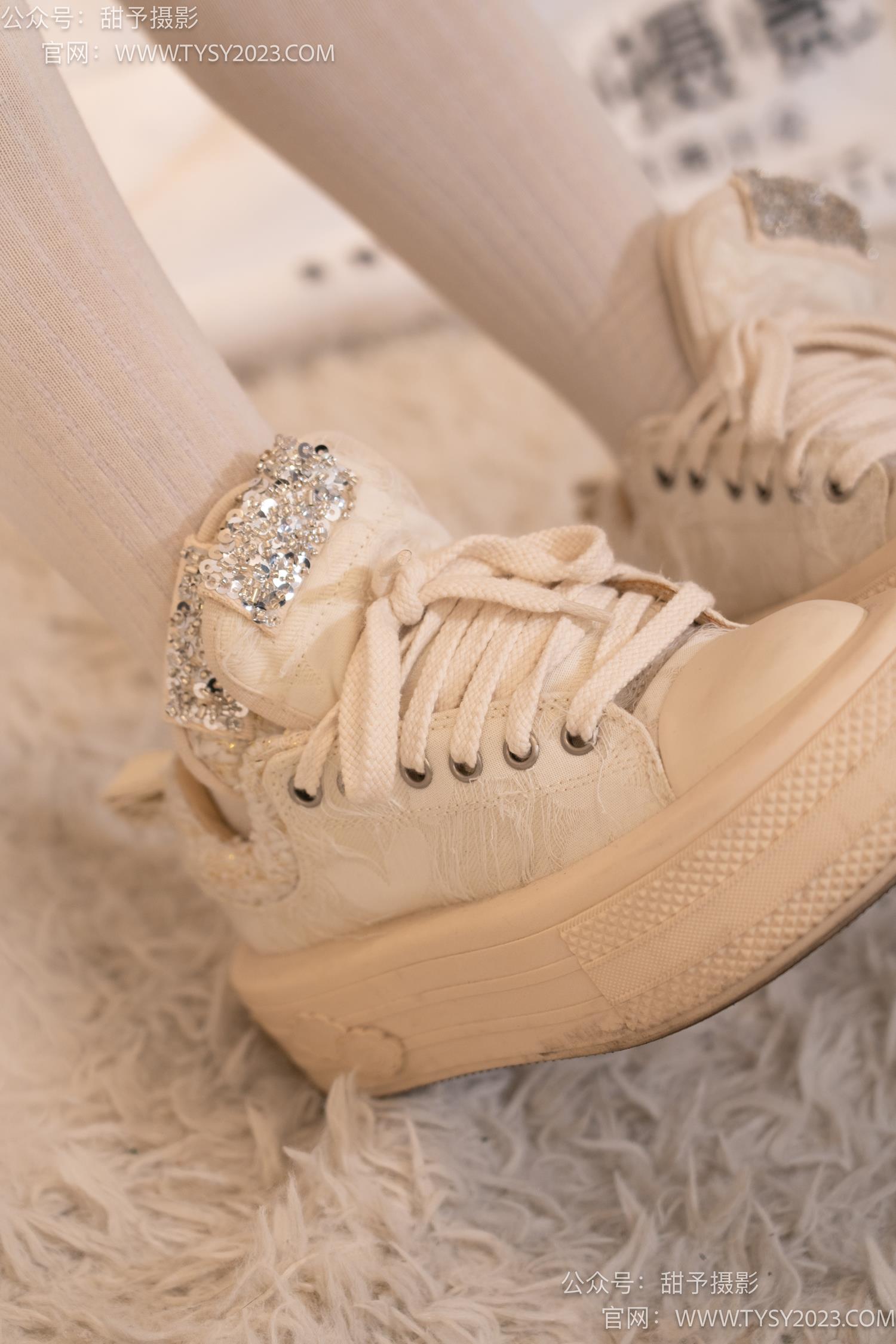 图片[32]-甜予摄影 NO.058 小熊-板鞋、过膝白棉袜、过膝薄白丝[128P] – 速更版-美库