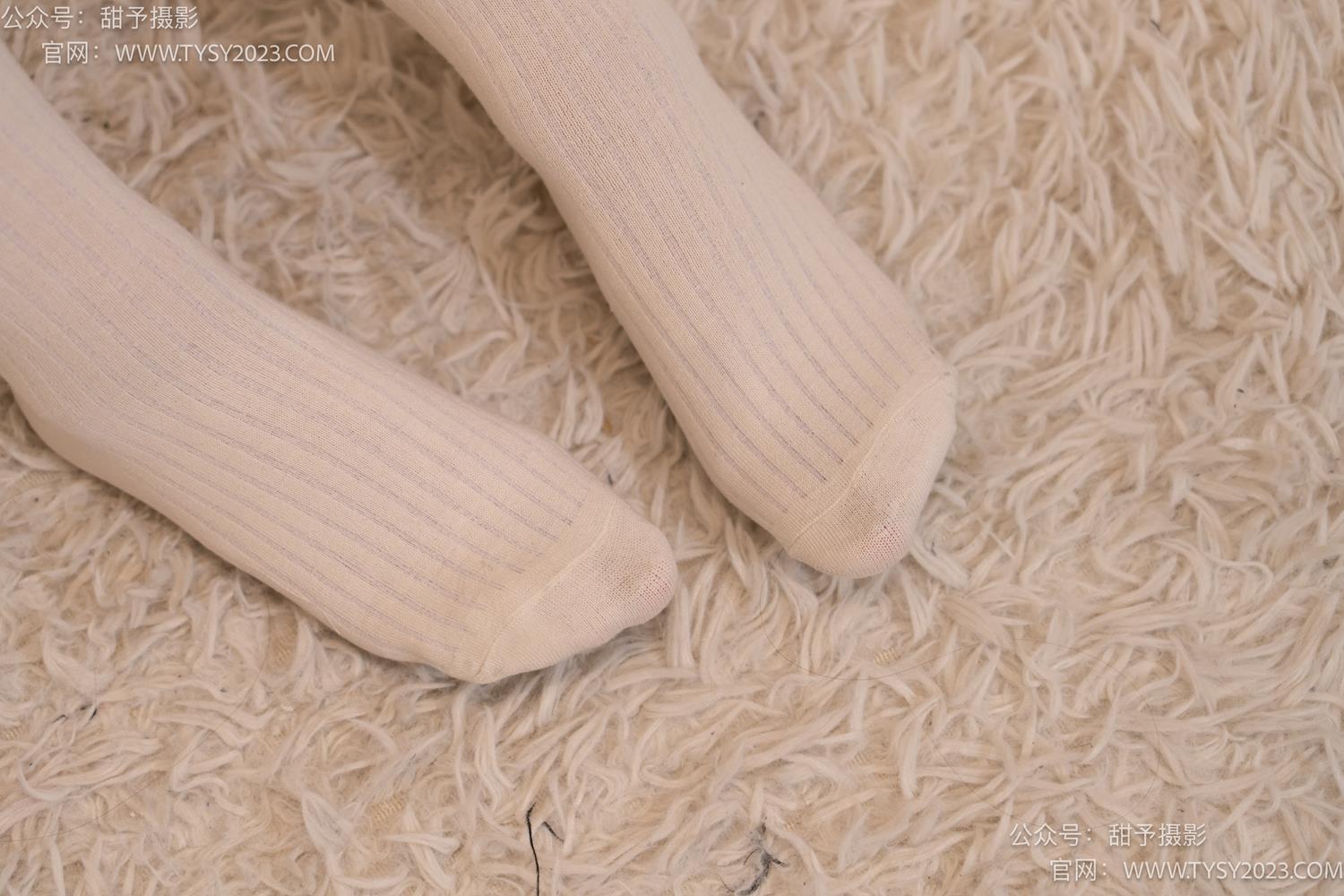 图片[49]-甜予摄影 NO.058 小熊-板鞋、过膝白棉袜、过膝薄白丝[128P] – 速更版-美库