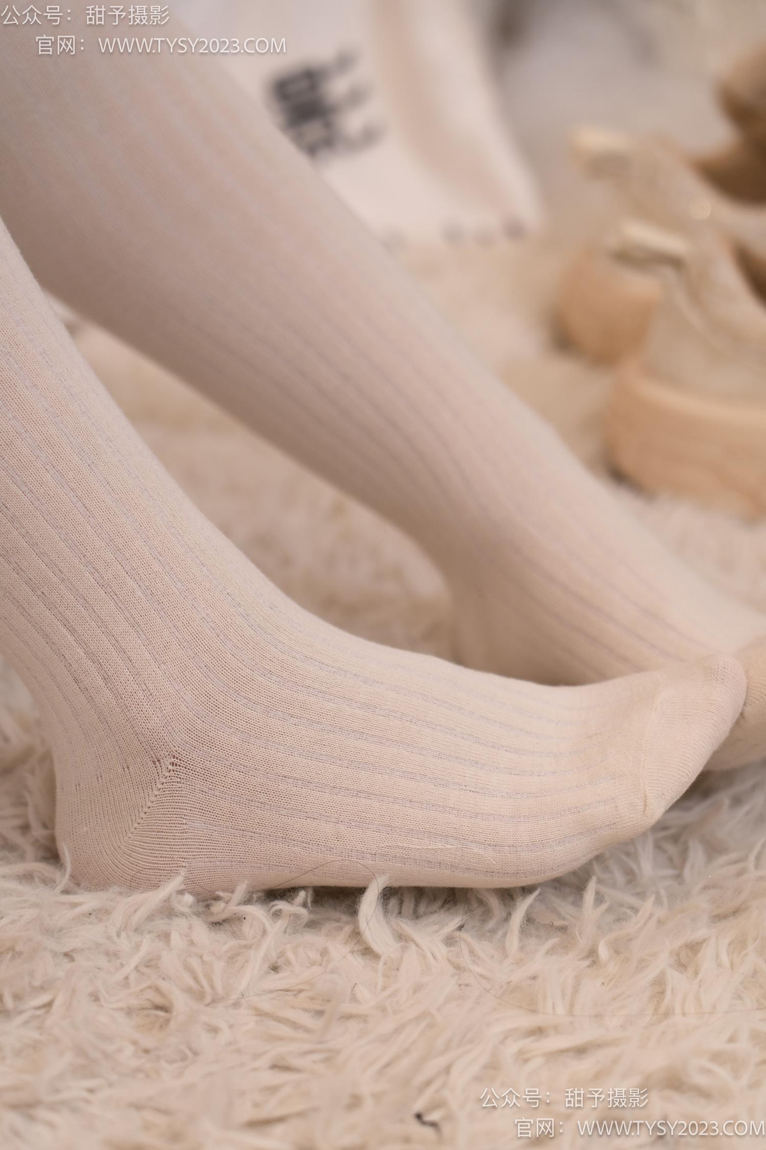 图片[57]-甜予摄影 NO.058 小熊-板鞋、过膝白棉袜、过膝薄白丝[128P] – 速更版-美库